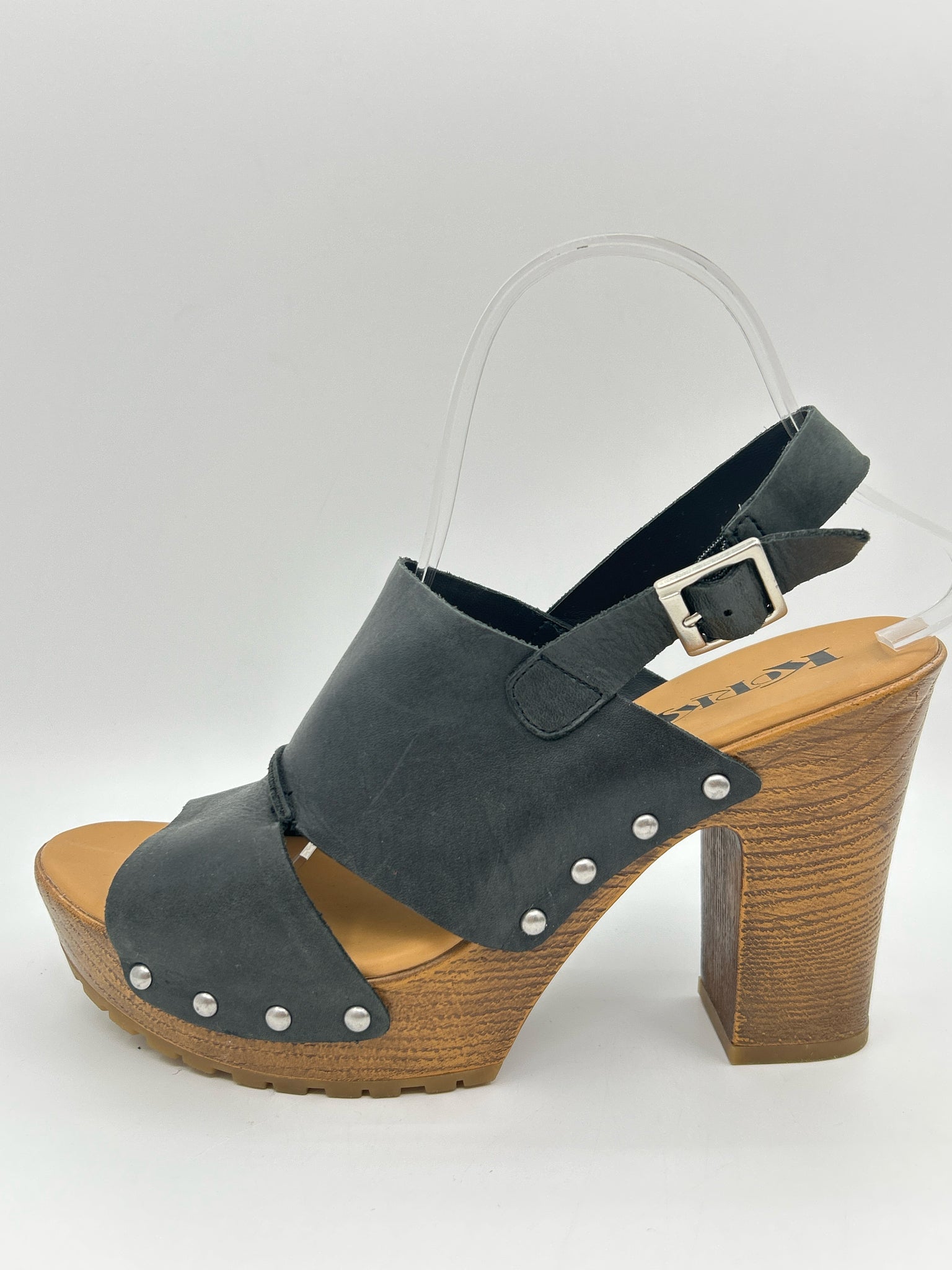 Korks Size 10M Black Women Sandal