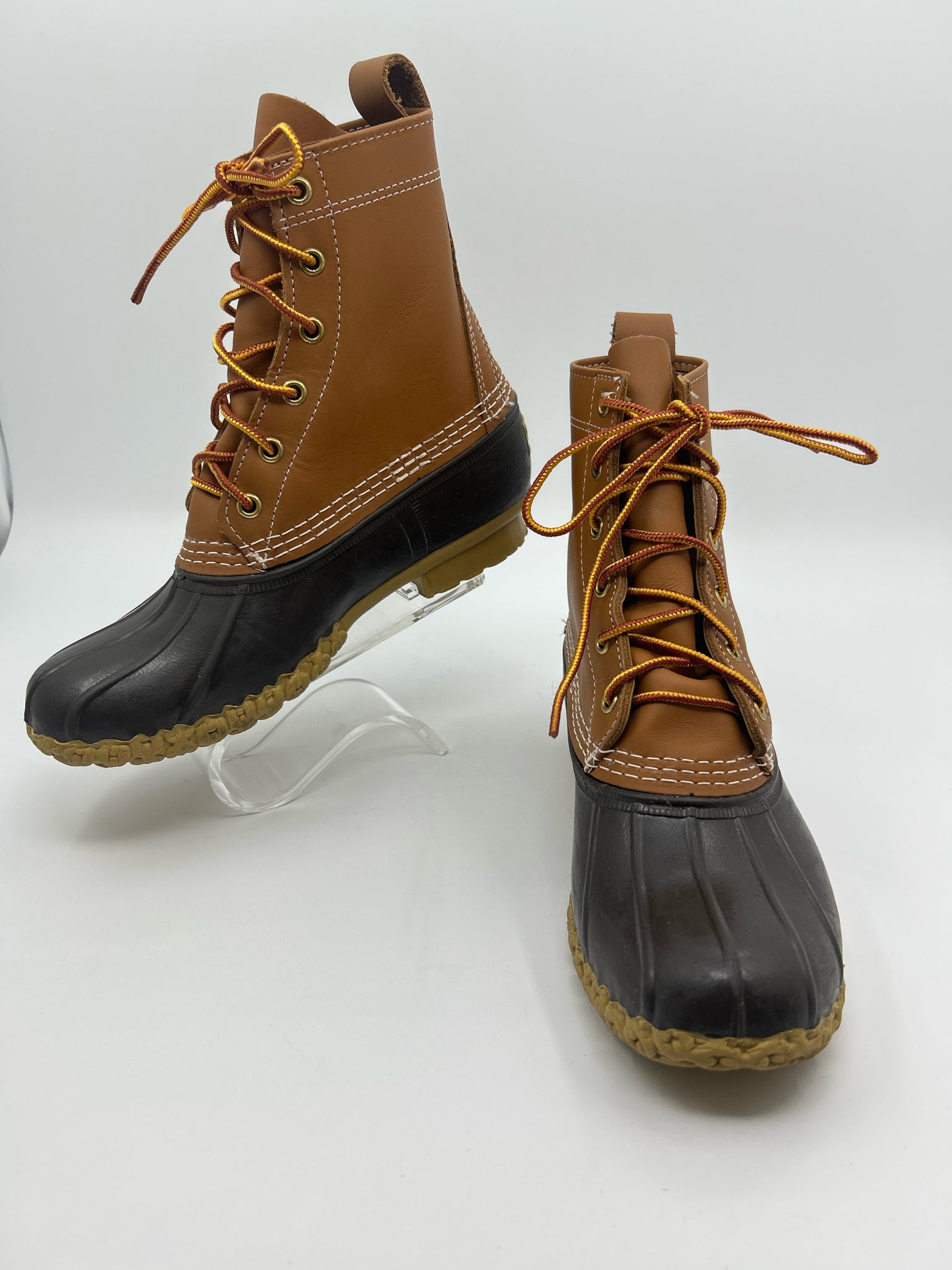LL BEAN Size 7M TAN AND BROWN Women Boots
