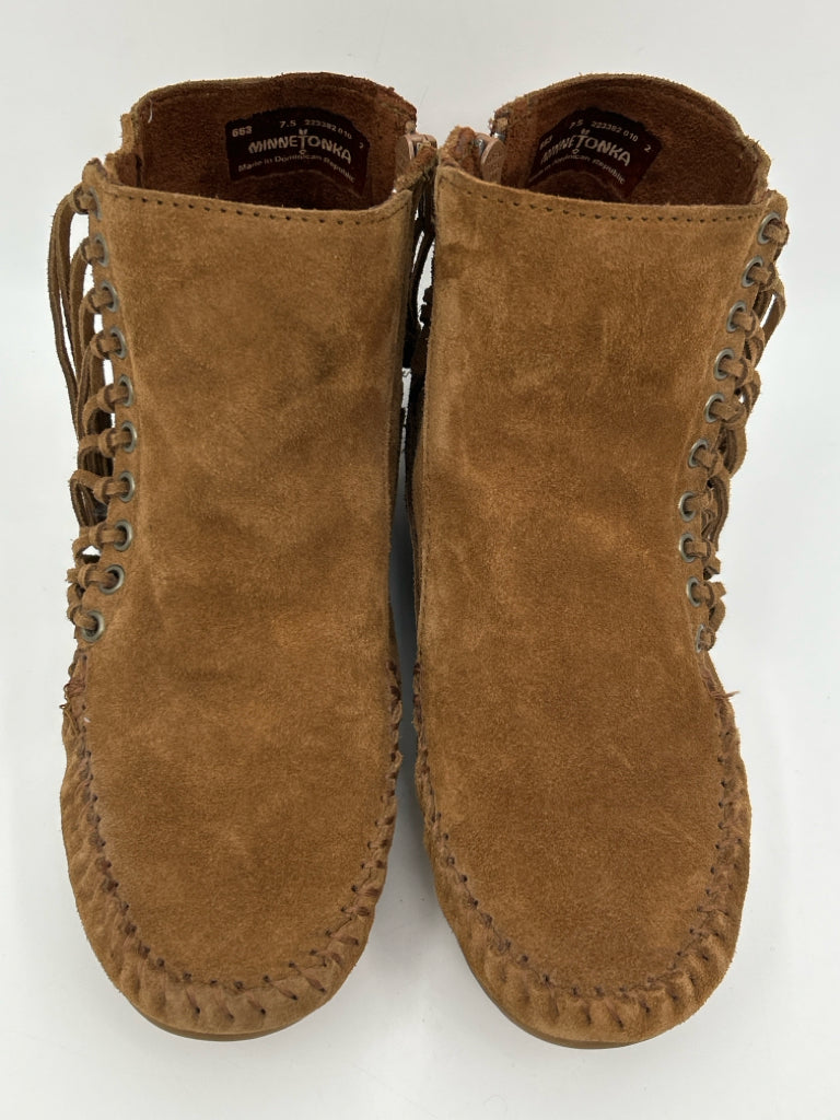 MINNETONKA Women Size 7.5 Brown Booties