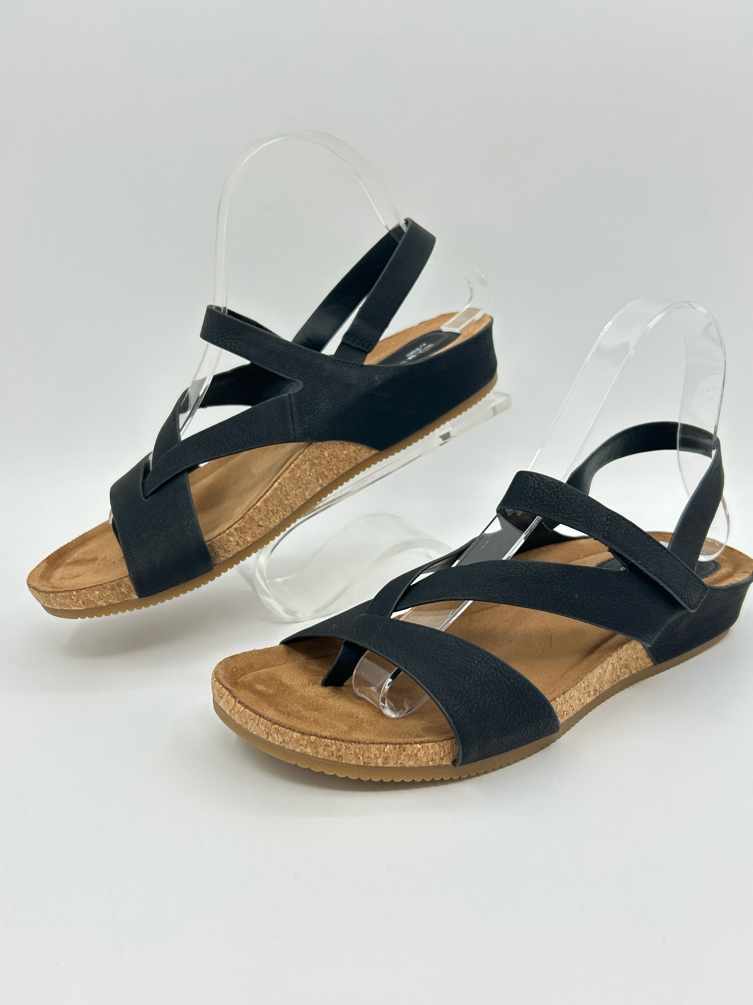 EURO SOFT Size 8.5M Black Women Sandal