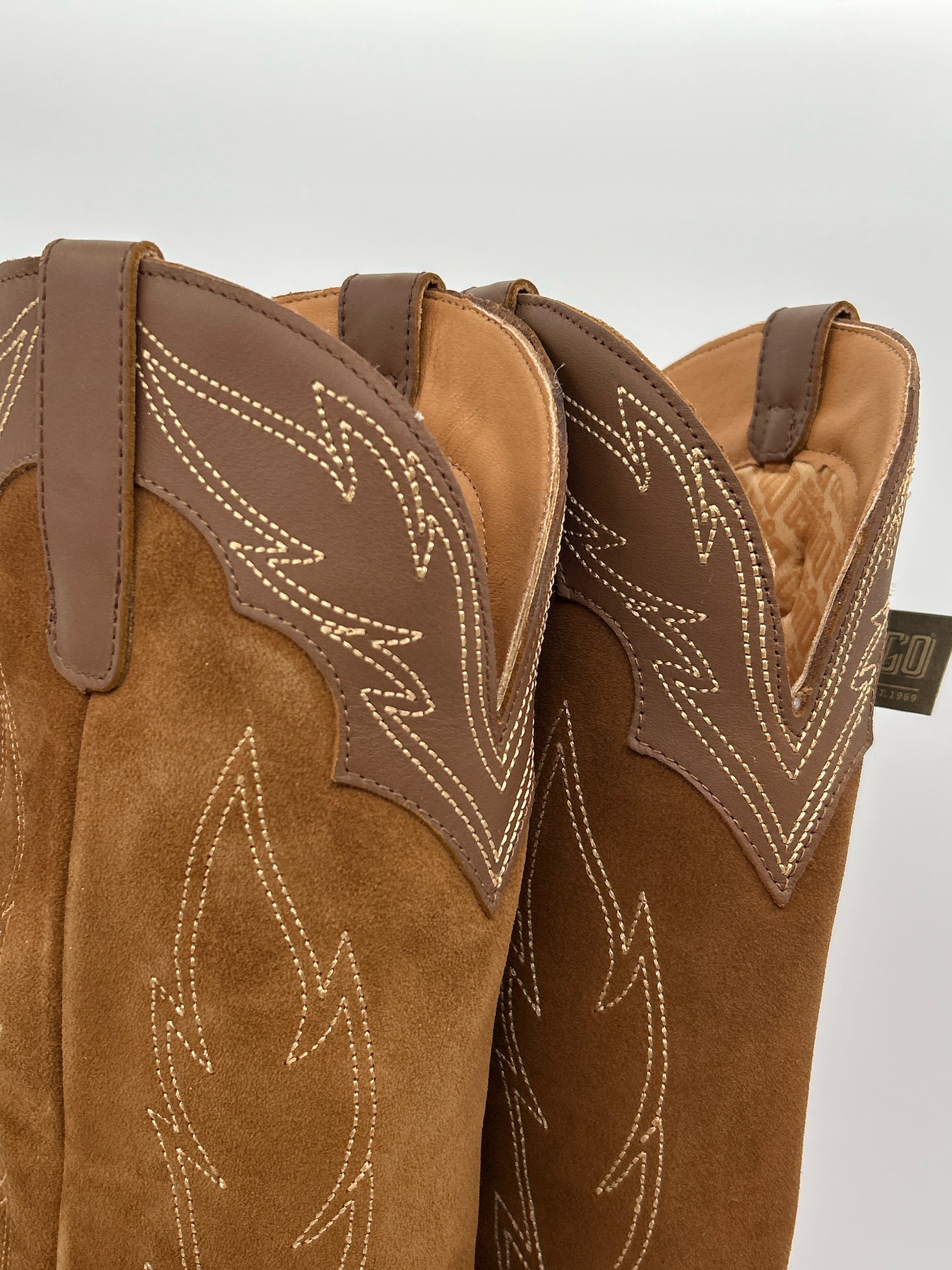 DINGO Size 7.5M Brown Women Boots