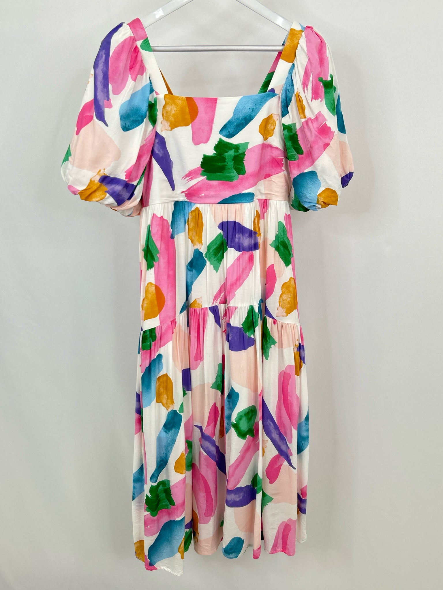 ENTRO Size M White Print Women Dress