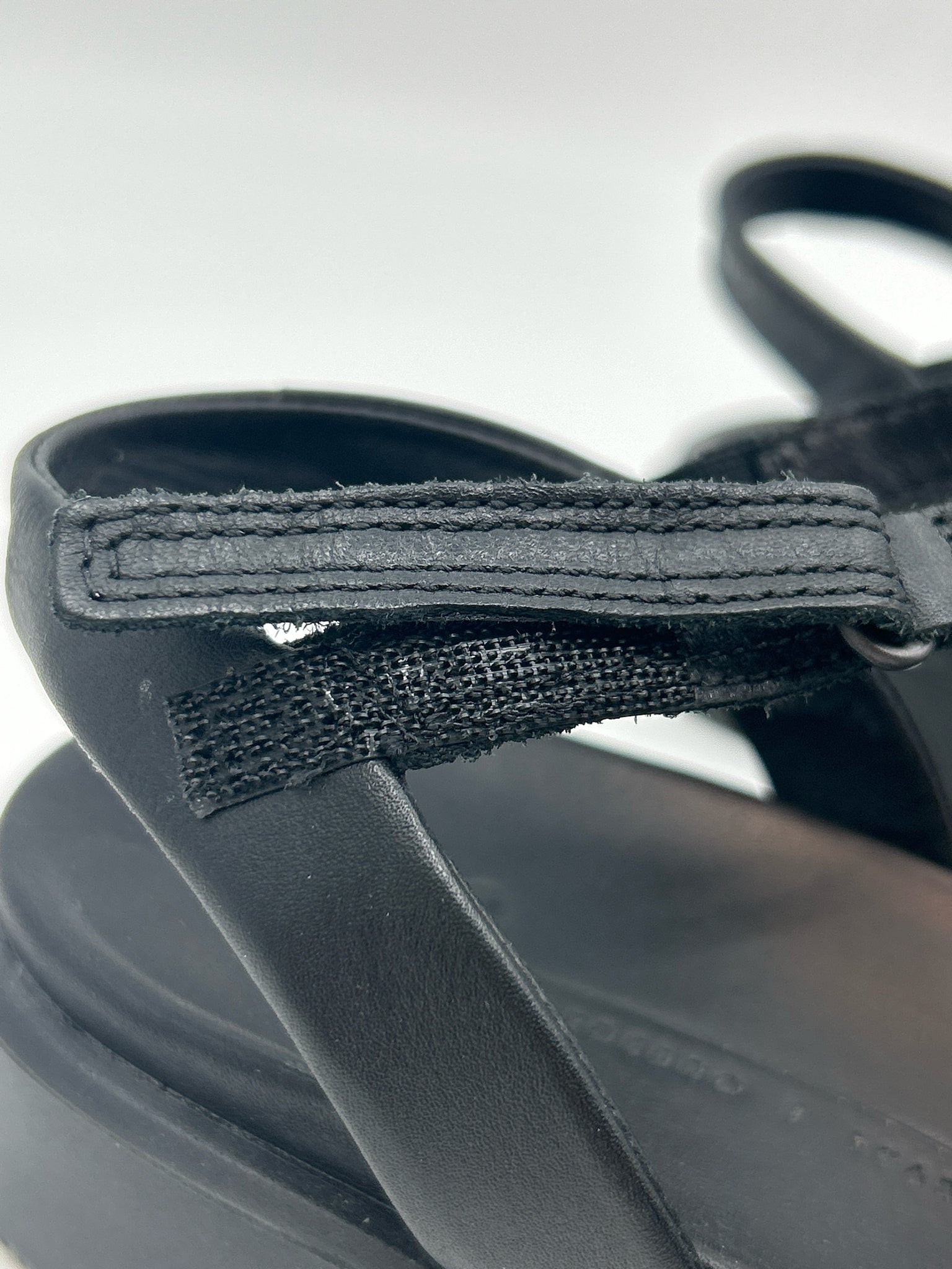 ECCO Size 37/6 Black Women Sandal