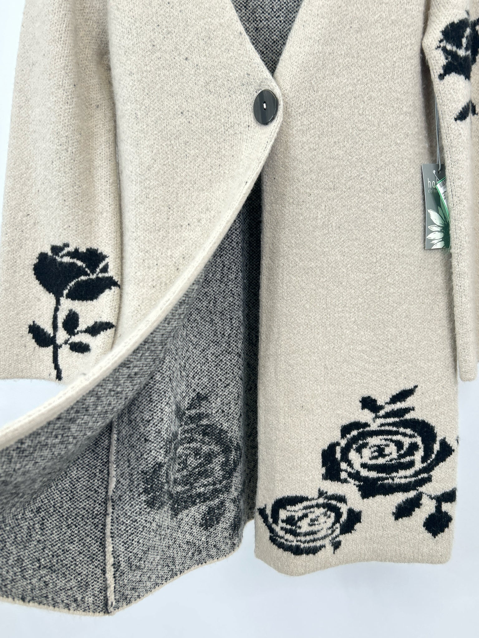 HABITAT Size S BEIGE AND BLACK Women Cardigan