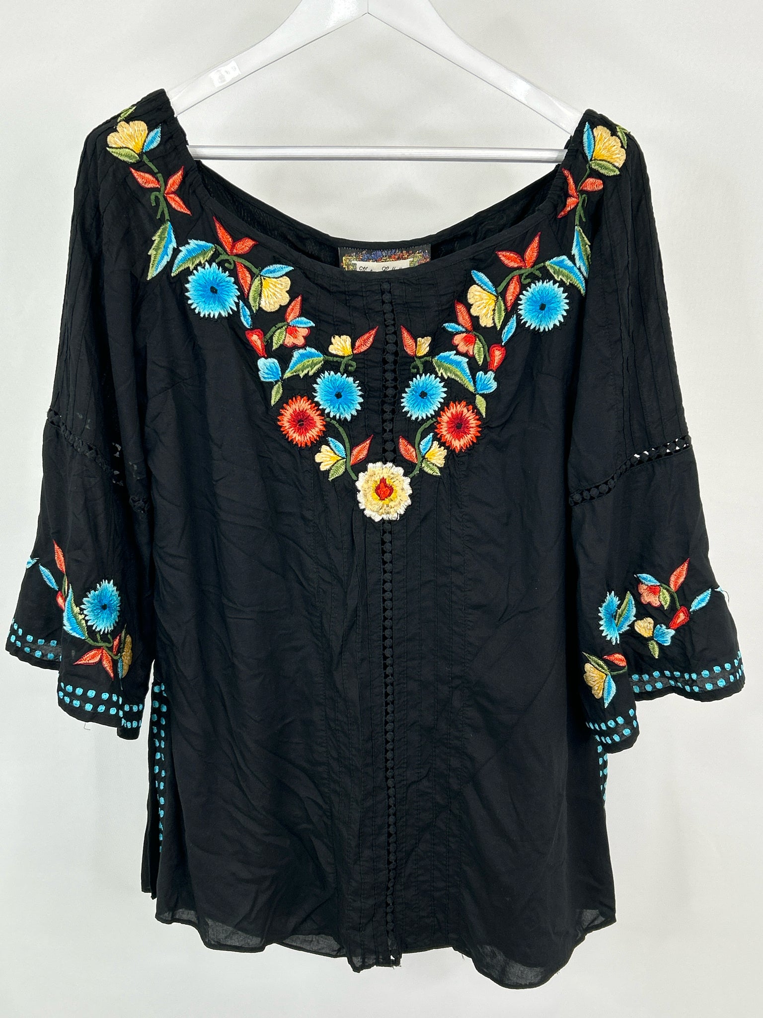 VINTAGE COLLECTION Size S Black Floral Women Top