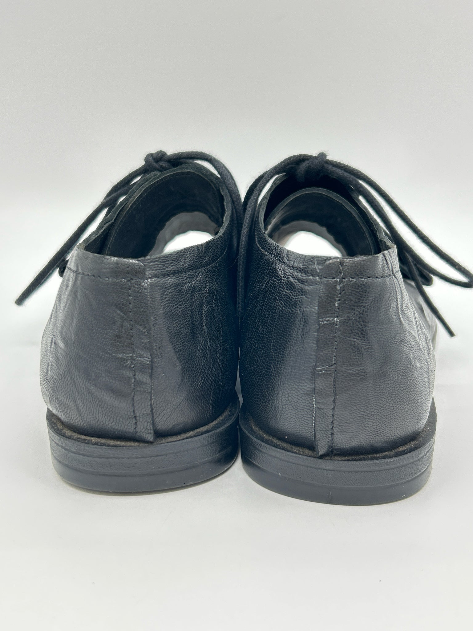 Papucei Size 38 Black Women Flats