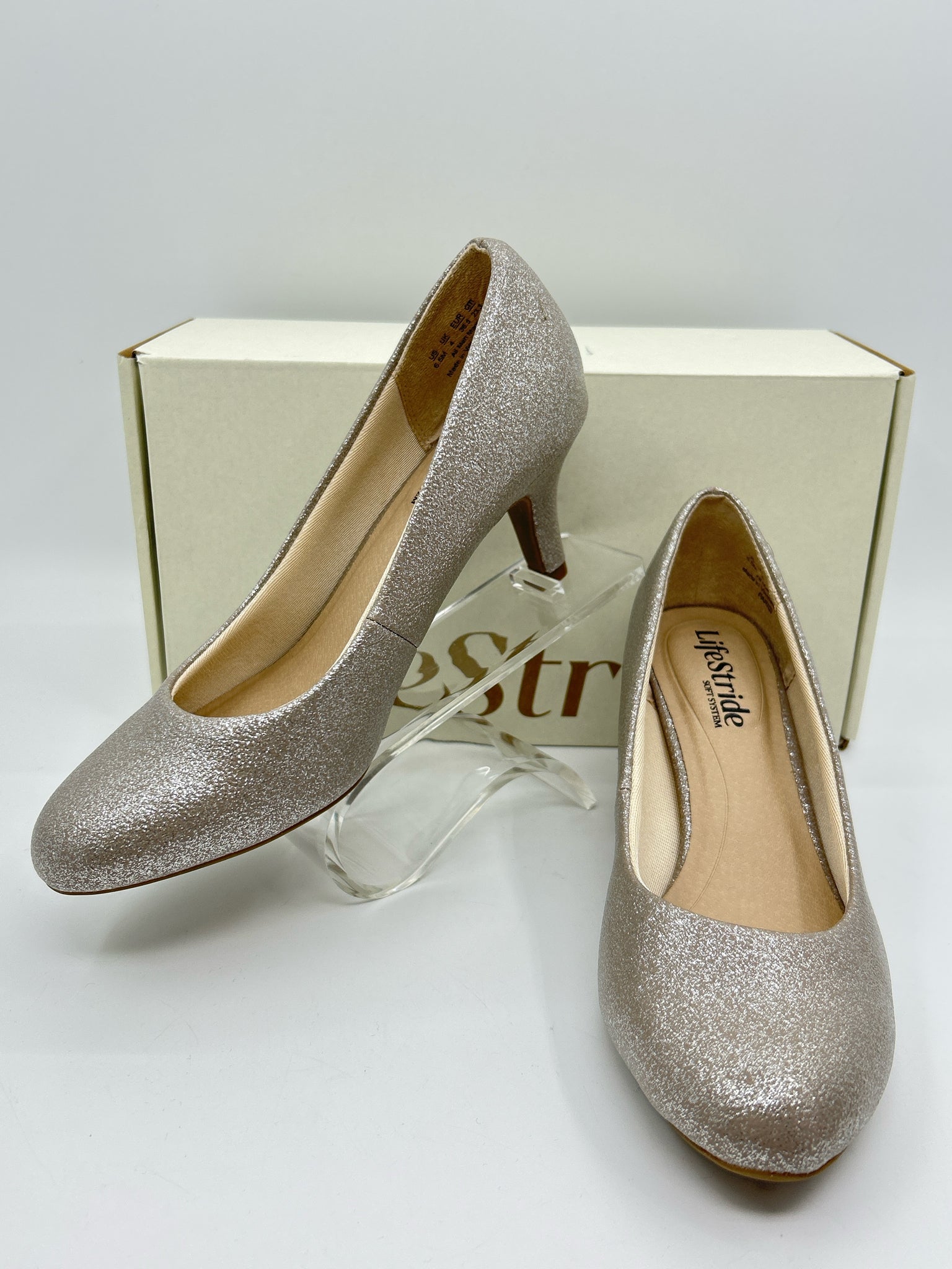LIFESTRIDE Size 6.5M Champagne Women Pumps
