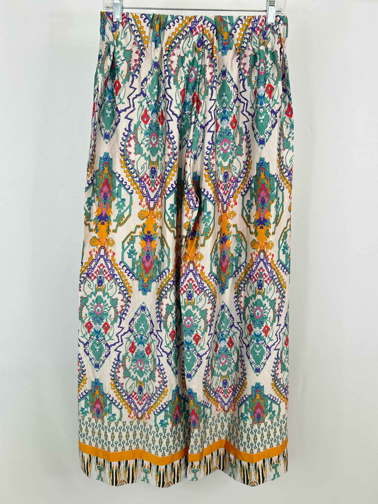 BEULAH Size S/M WHITE AND GREEN Women Pants