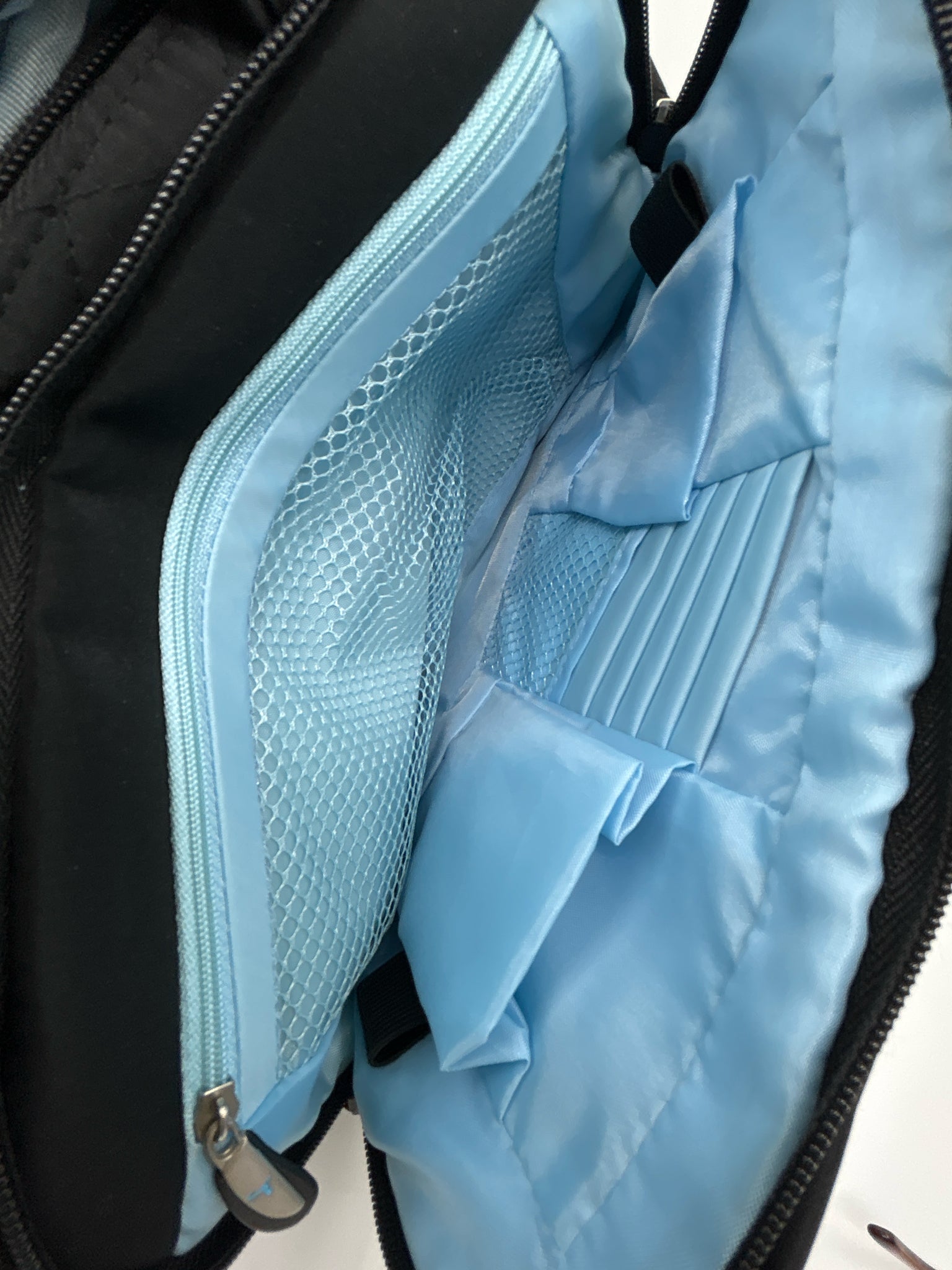 TRAVELON Black Women Purse