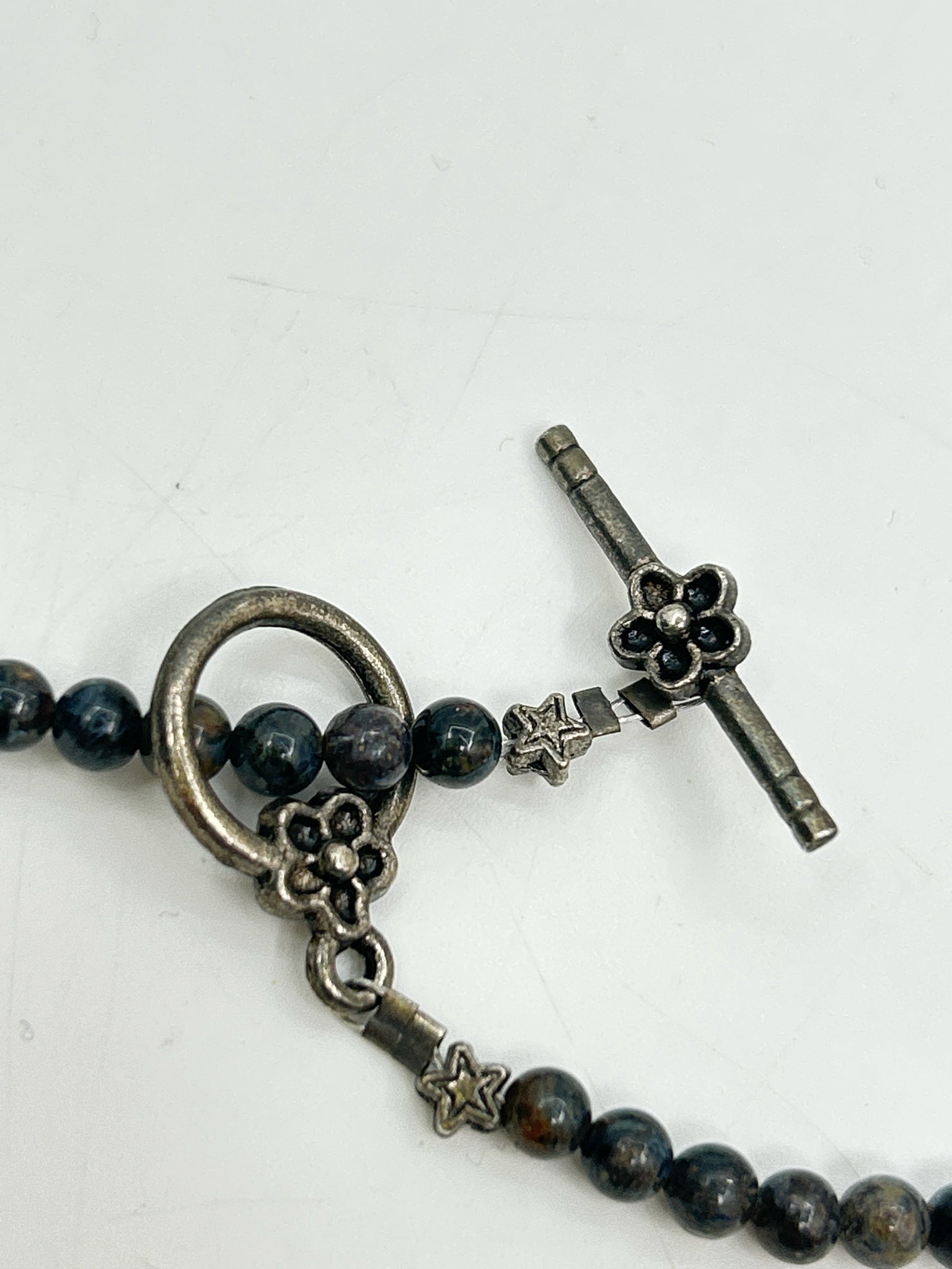 NO BRAND BLACK AND GREEN Necklace