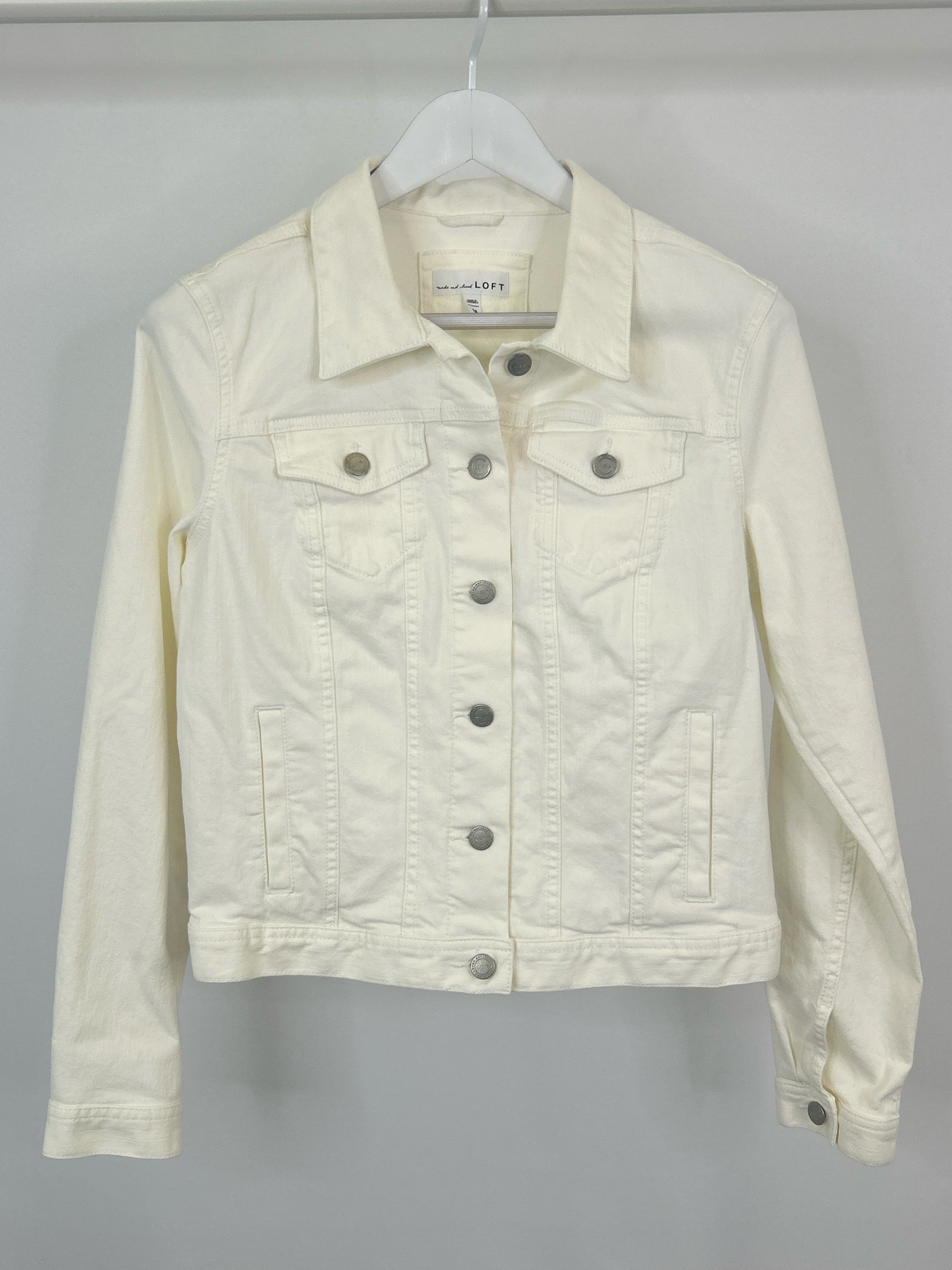 LOFT Size M White Denim Women Jacket NWT