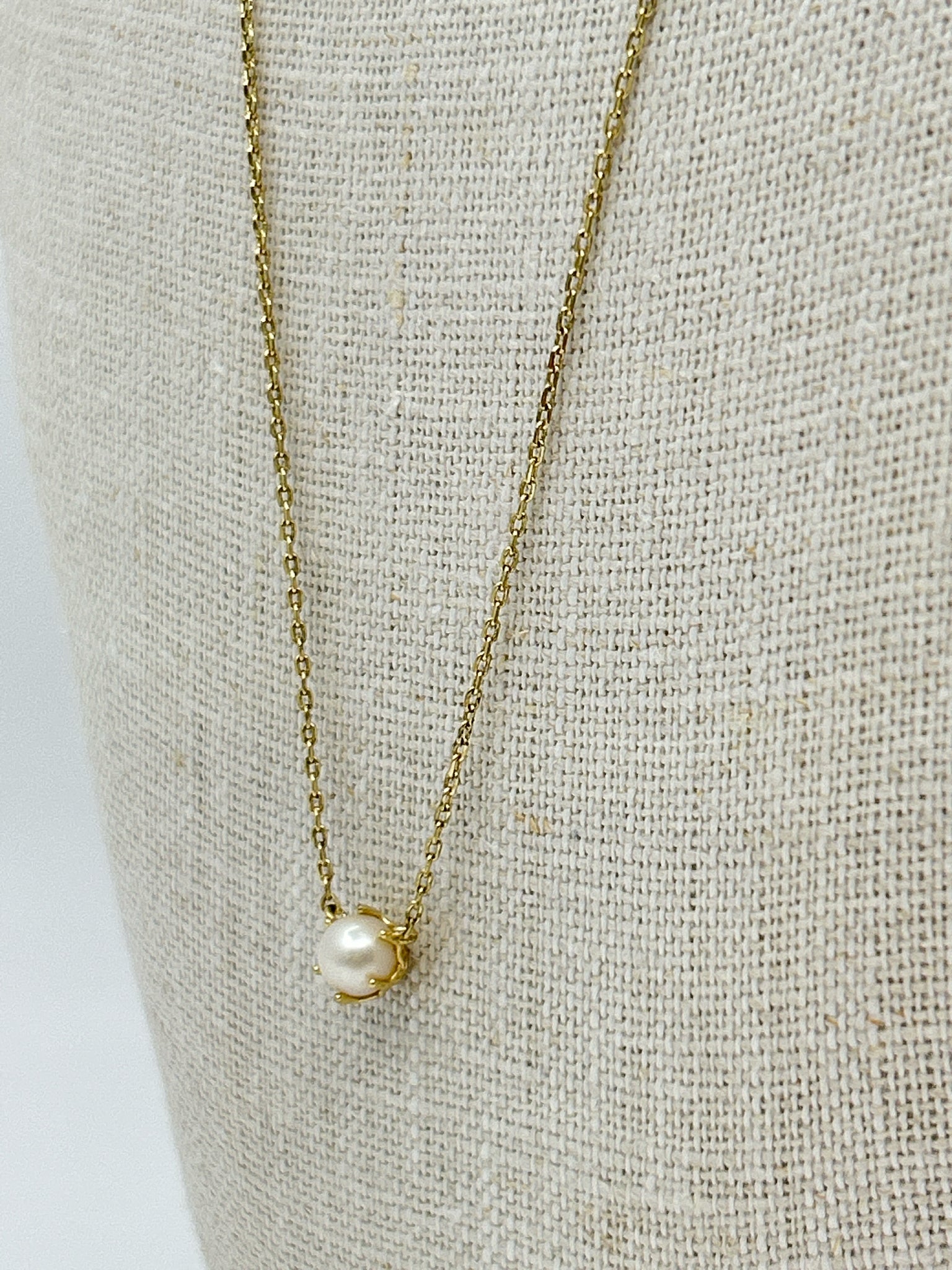 KENDRA SCOTT Gold Necklace