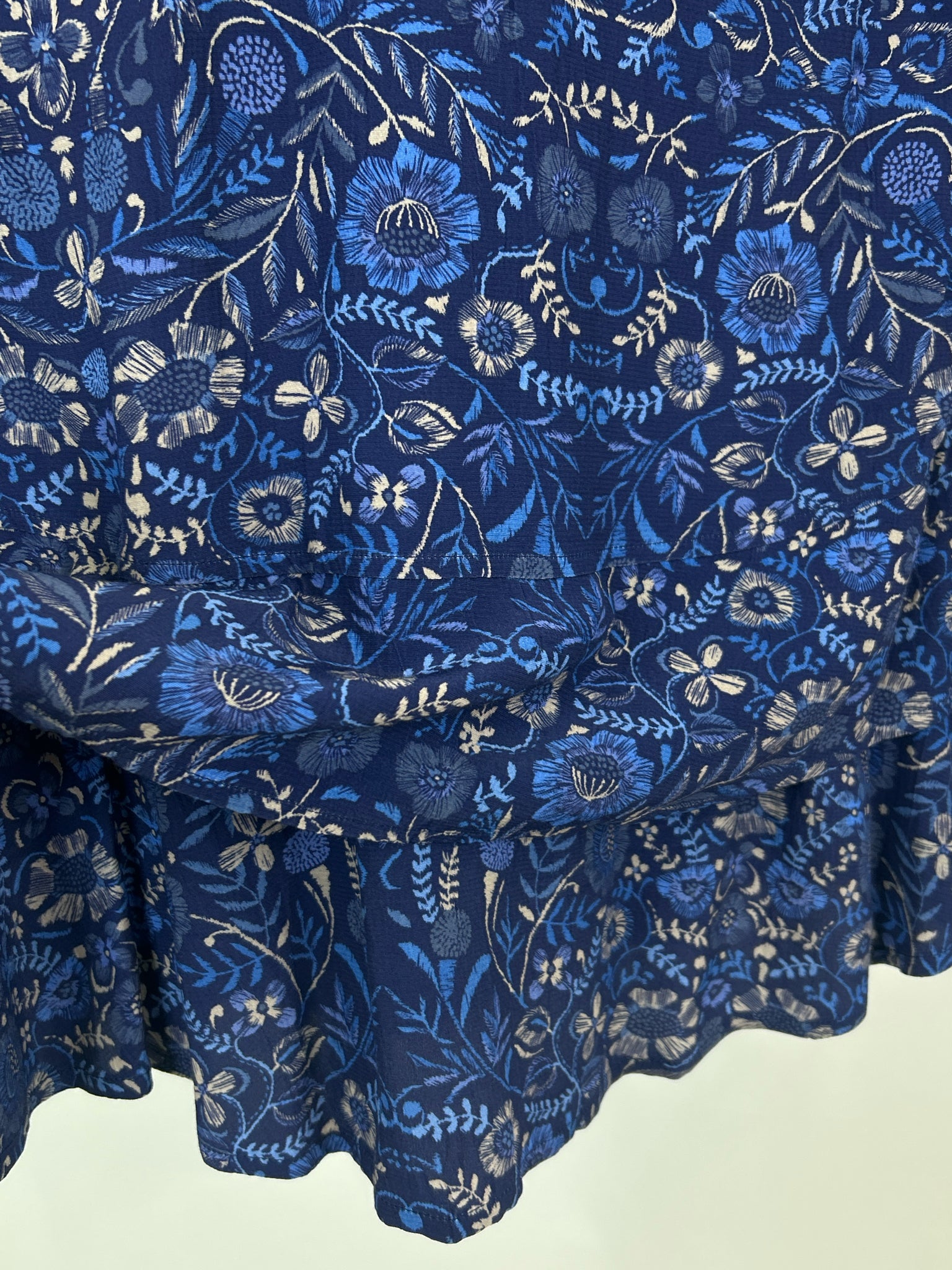 HABITAT Size S Blue floral Women Blouse