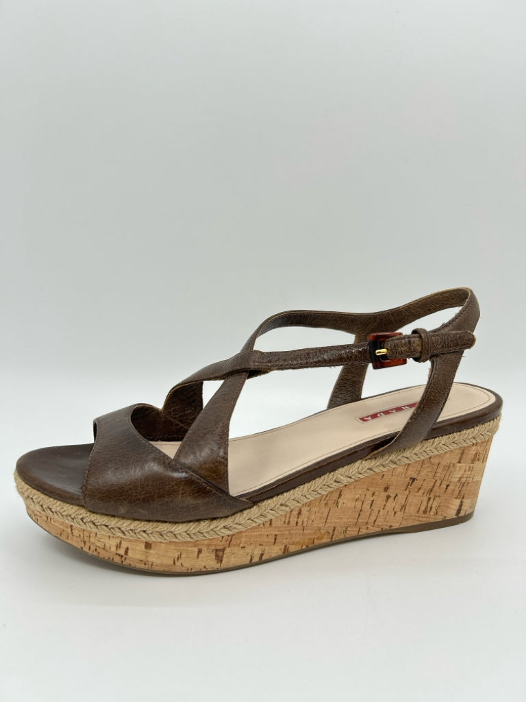 PRADA Size 39 Brown Women's Sandal