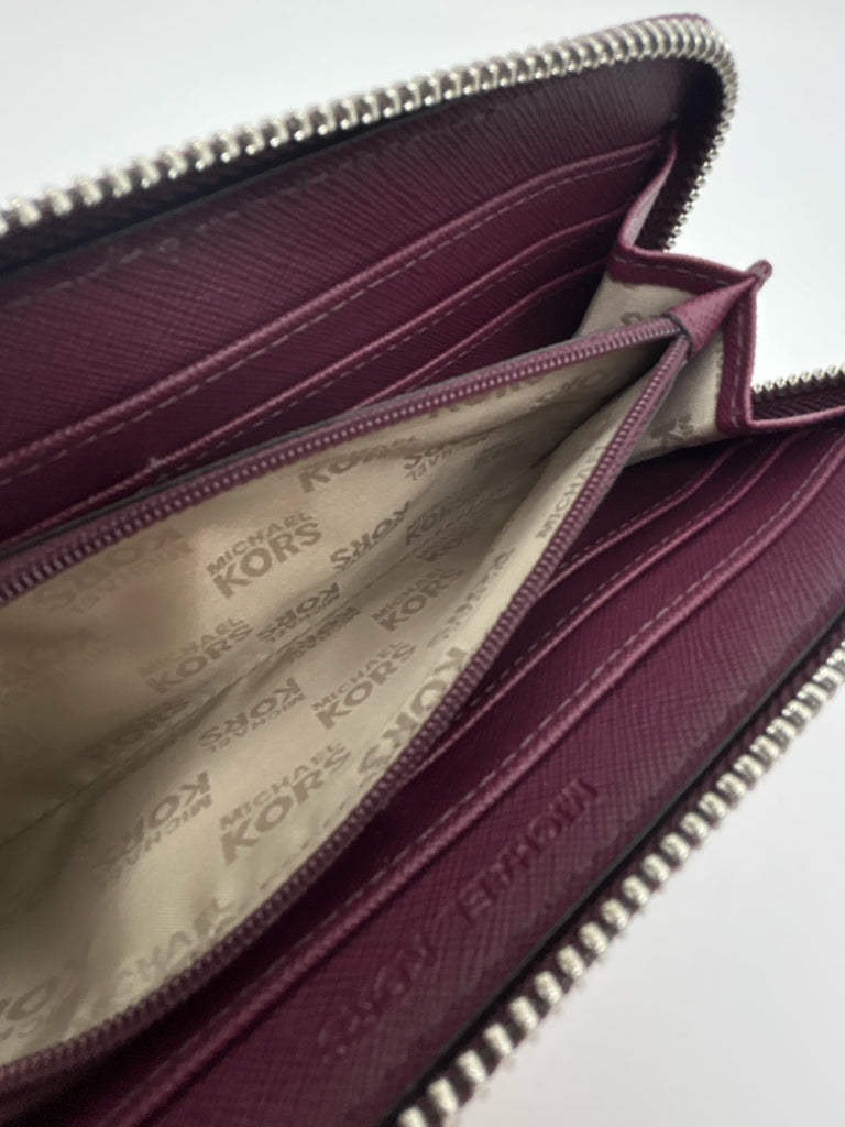 MICHAEL KORS Burgundy Wallet