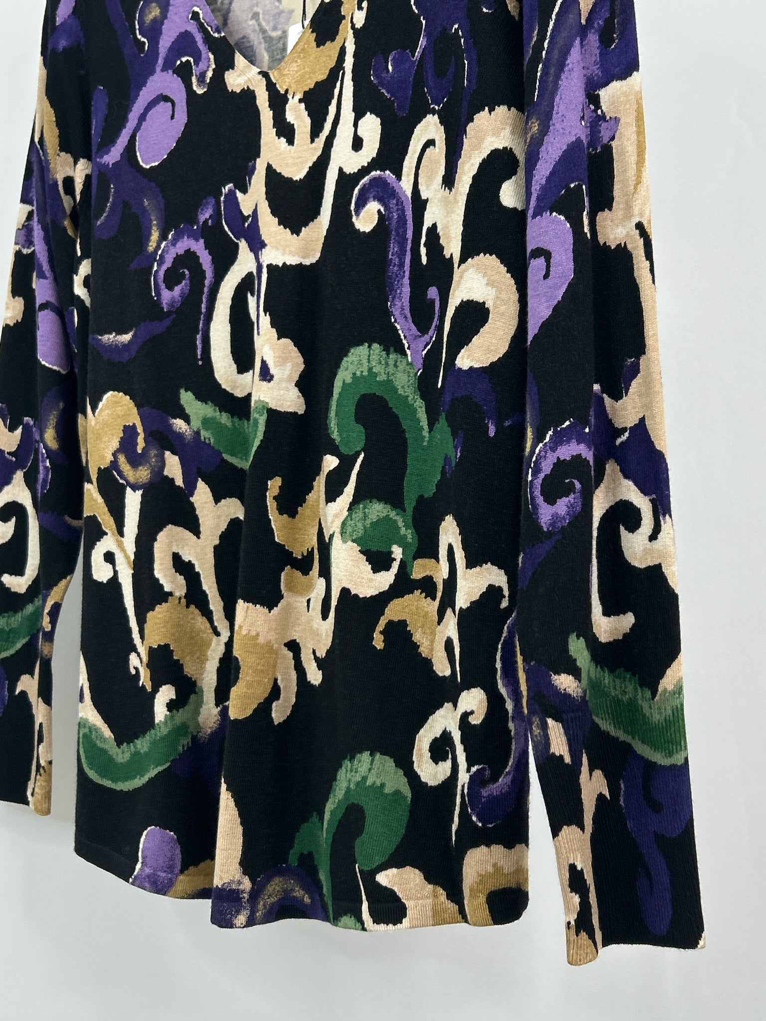CHICO'S Size M Black and Purple Women Sweater