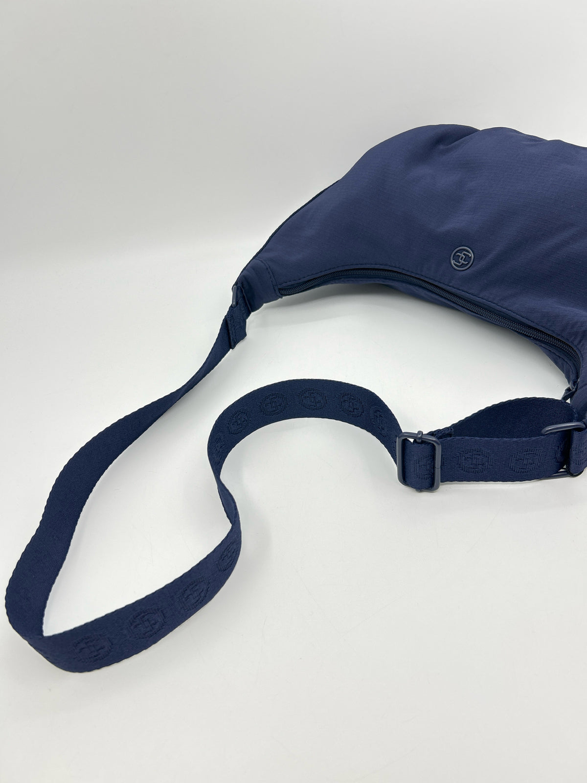 CHICO'S Navy Women Purse