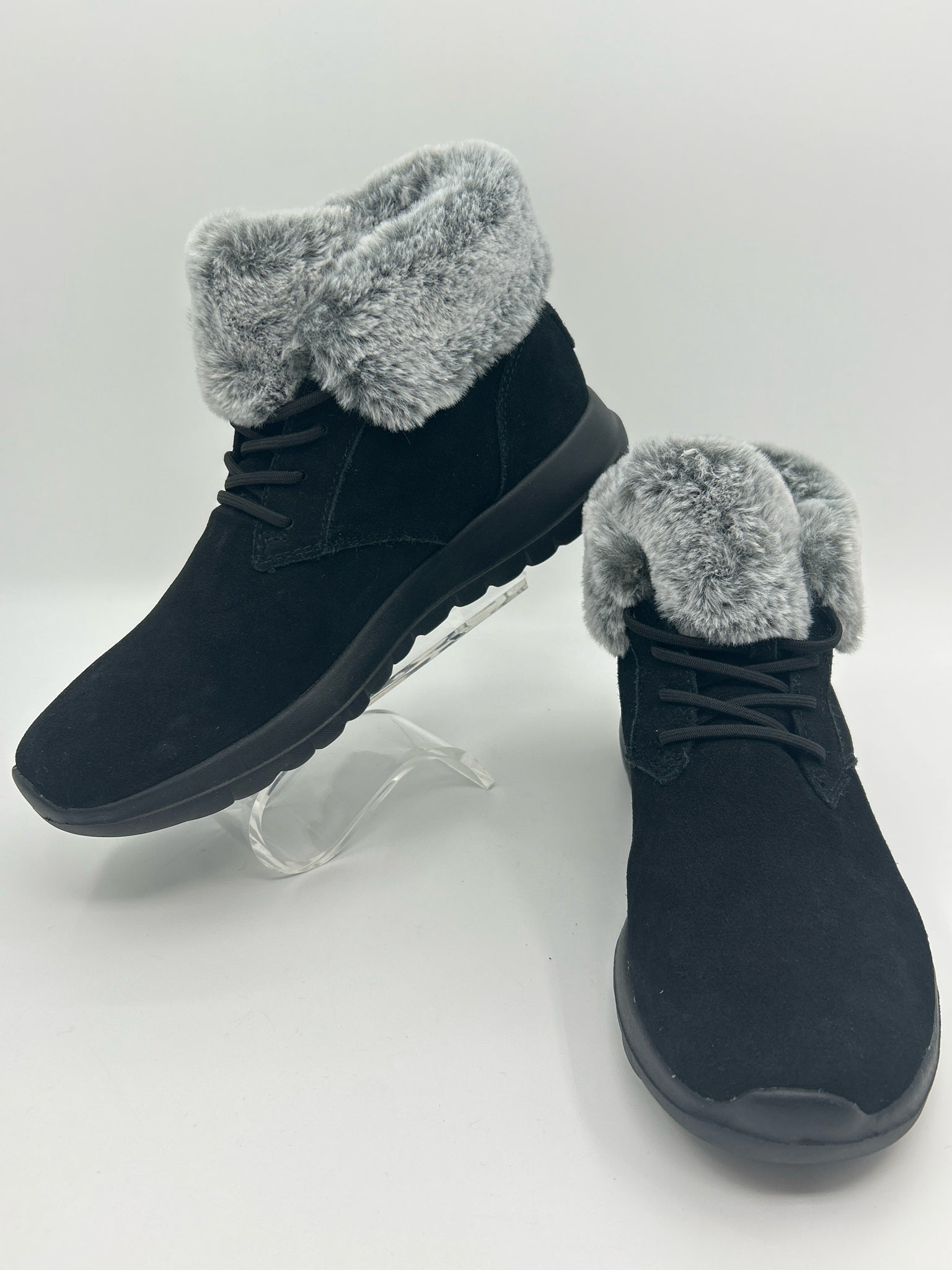 skechers Size 9.5 Black Women Booties