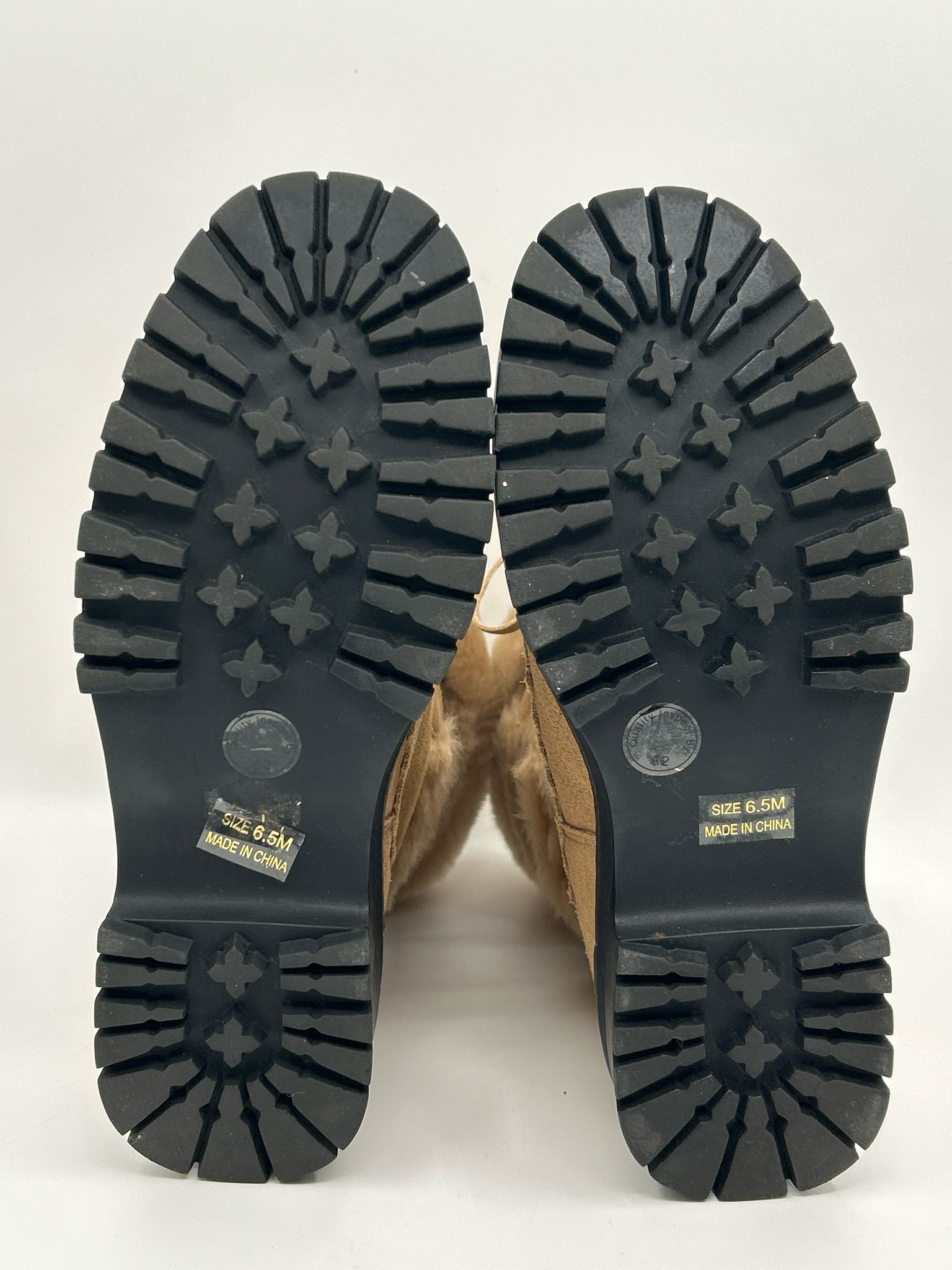 COLDWATER CREEK Size 6.5 Tan Women Boots