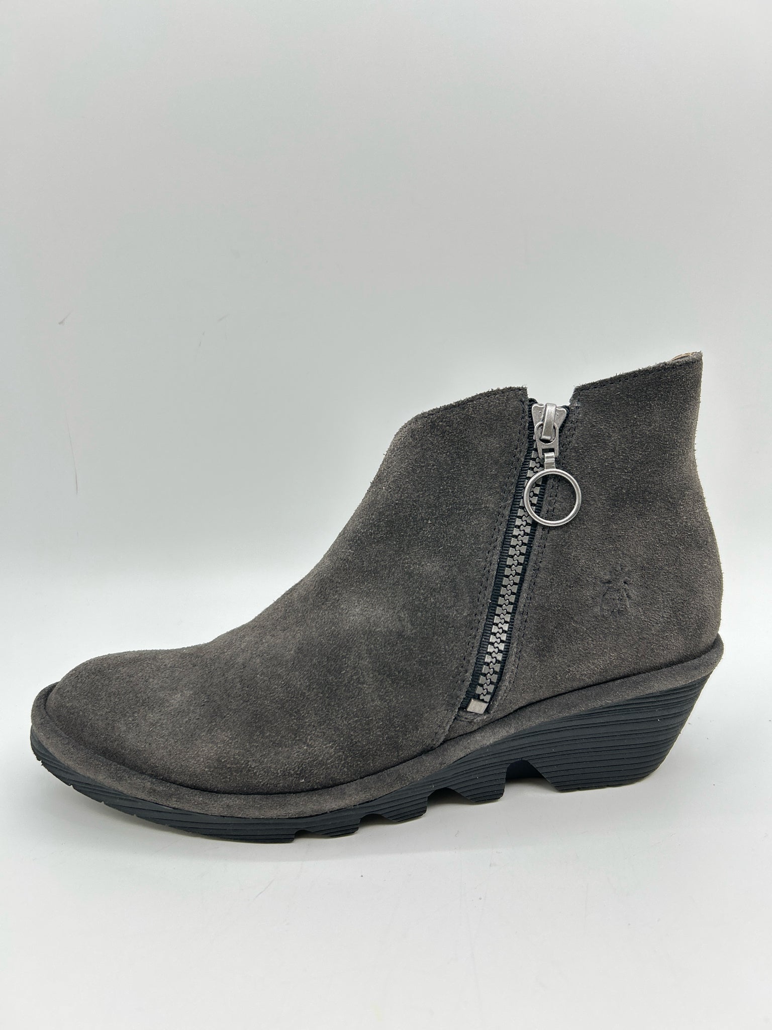 FLY LONDON Size 39 Charcoal Women Booties