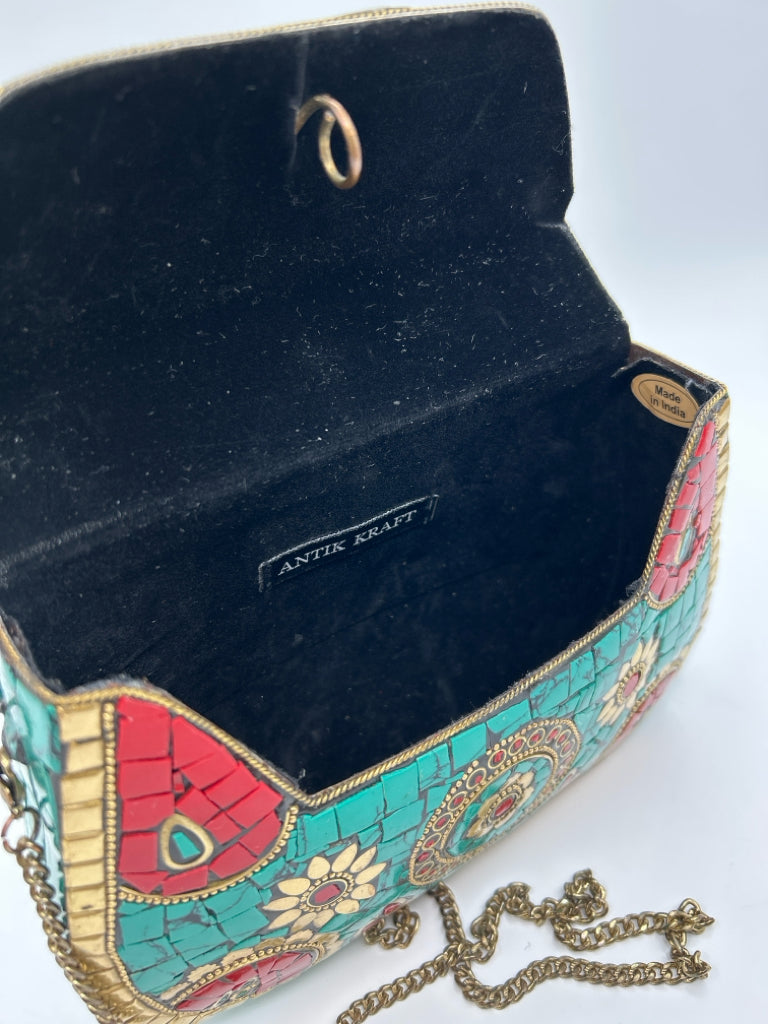 ANTIK KRAFT Teal and Red Women's Purse
