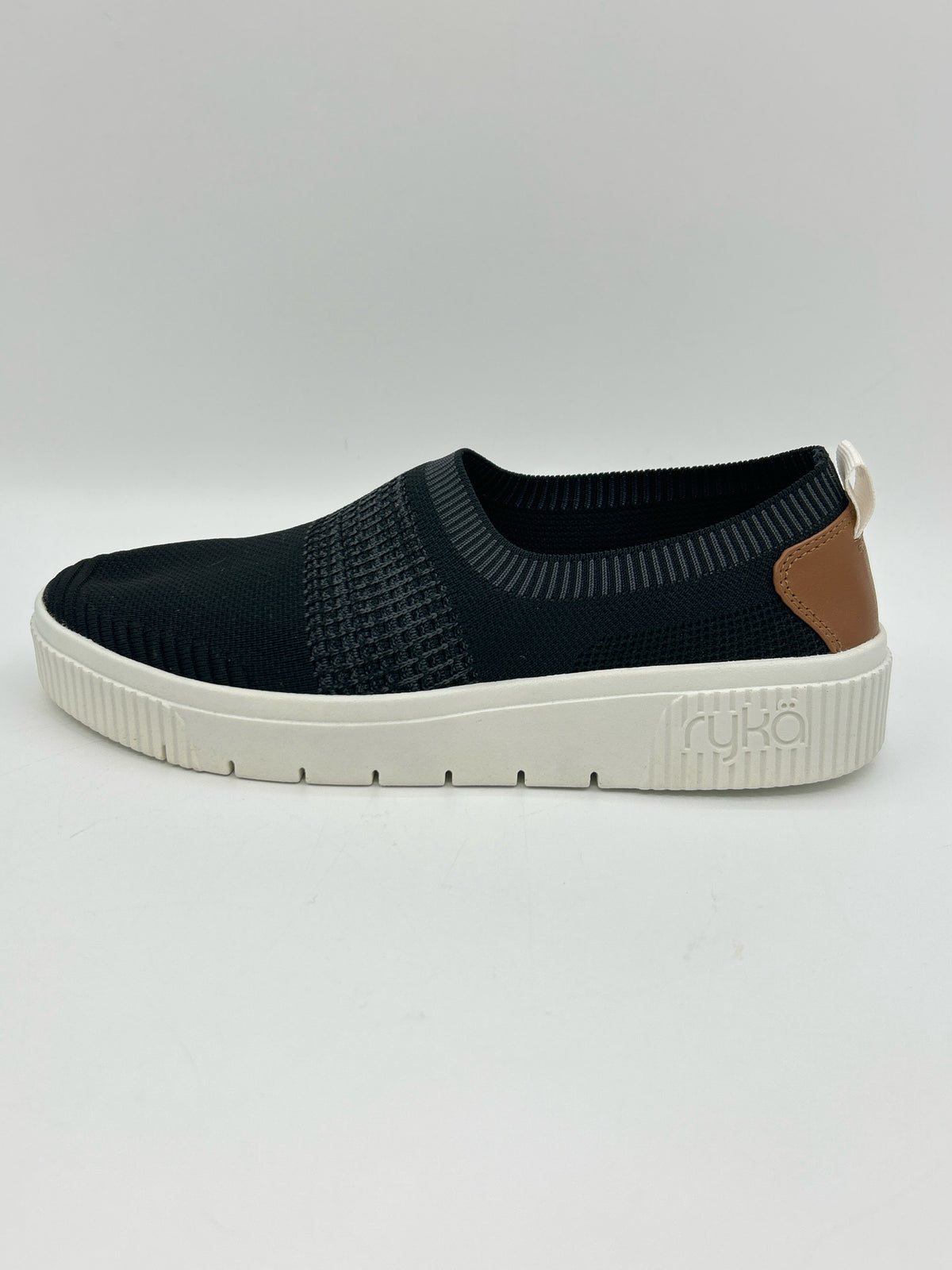 RYKA Size 9M Black Women Sneakers