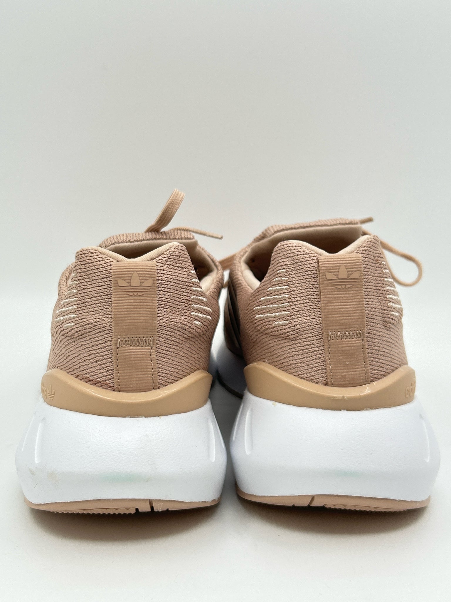 ADIDAS NWT Size 11 BLUSH Women Sneakers
