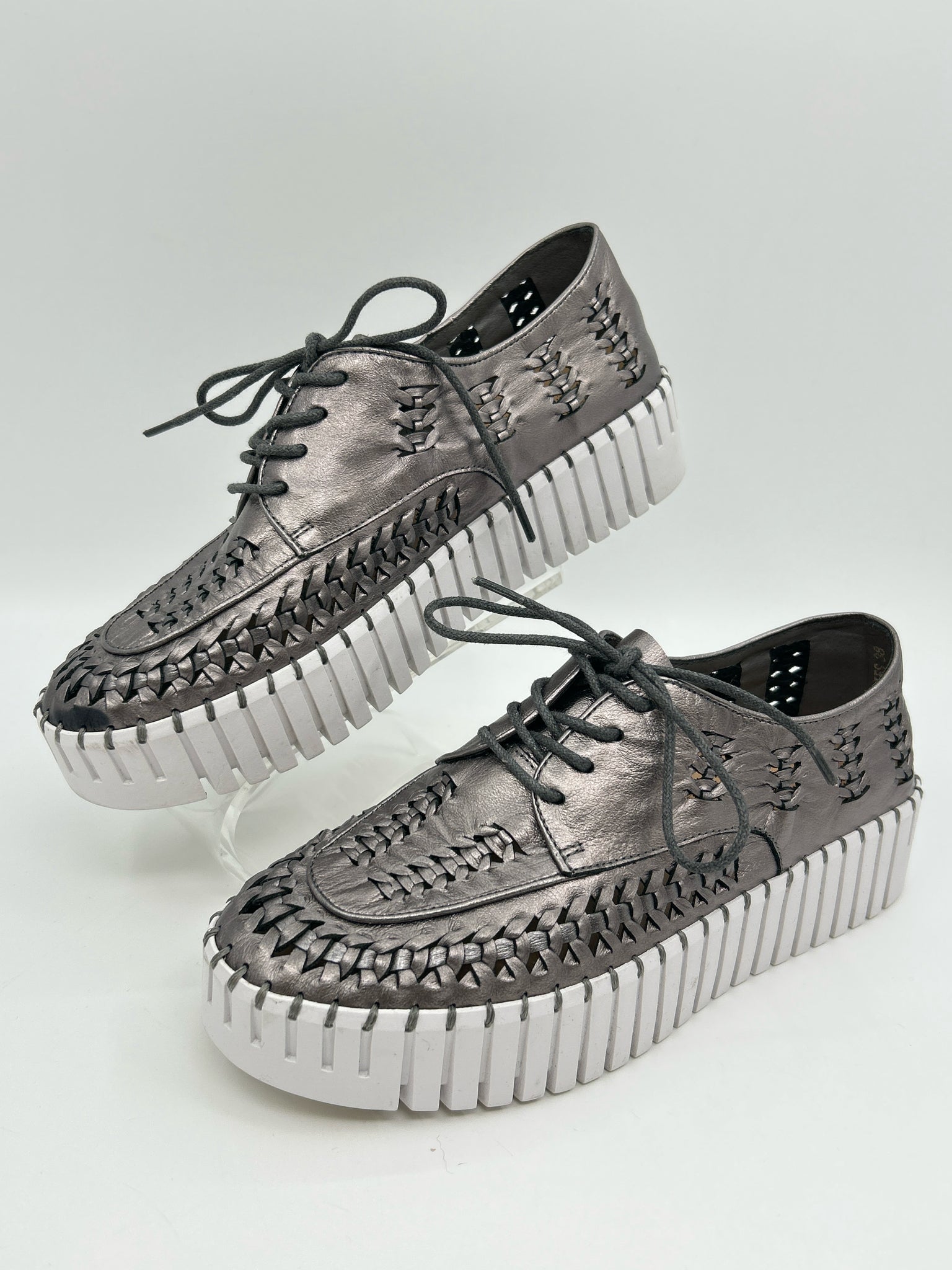 Silent D Size 7/7.5 Pewter Women Sneakers