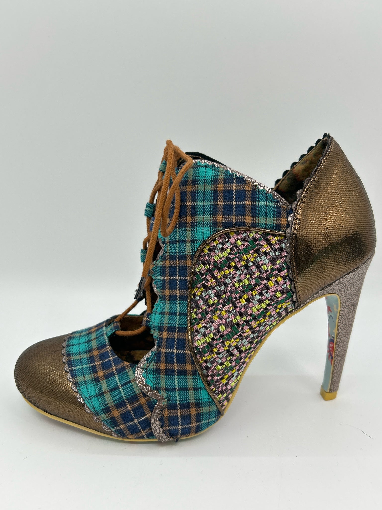 IRREGULAR CHOICE Size 10 Black Print Women Pumps