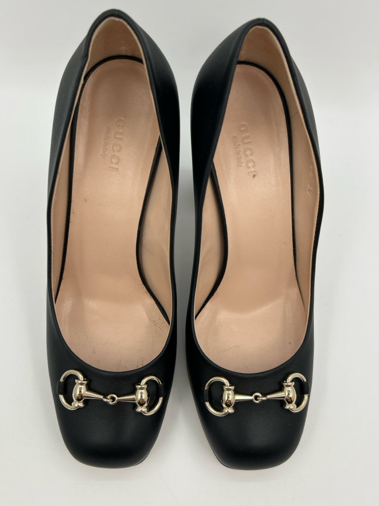 GUCCI Women Size 38 Black Pumps