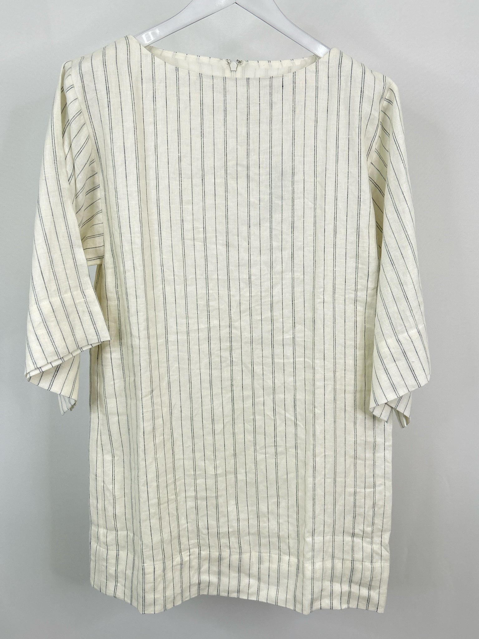 BANANA REPUBLIC Size 8 White Striped Women Dress NWT