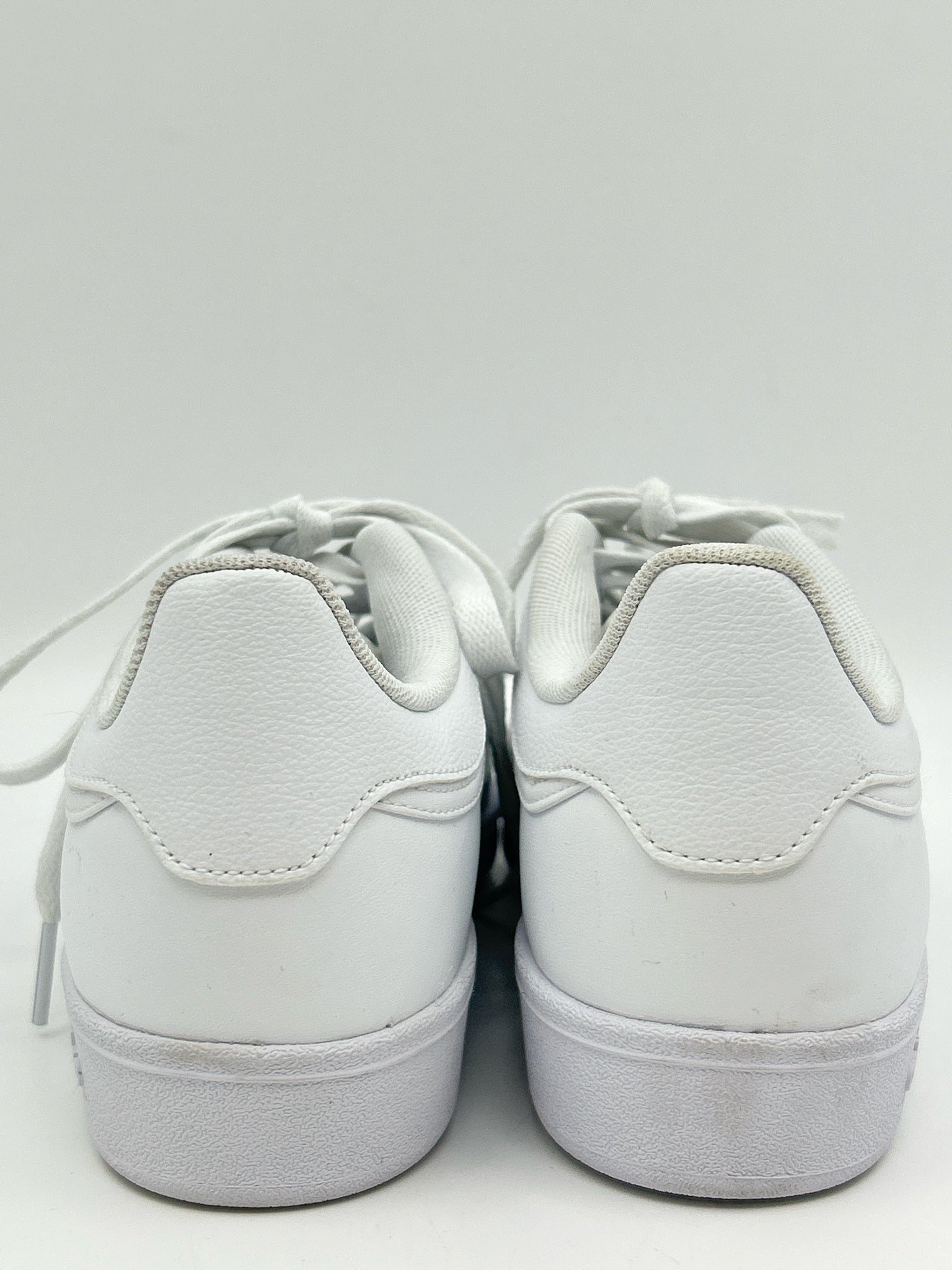 ADIDAS Size 7.5 White Women Sneakers