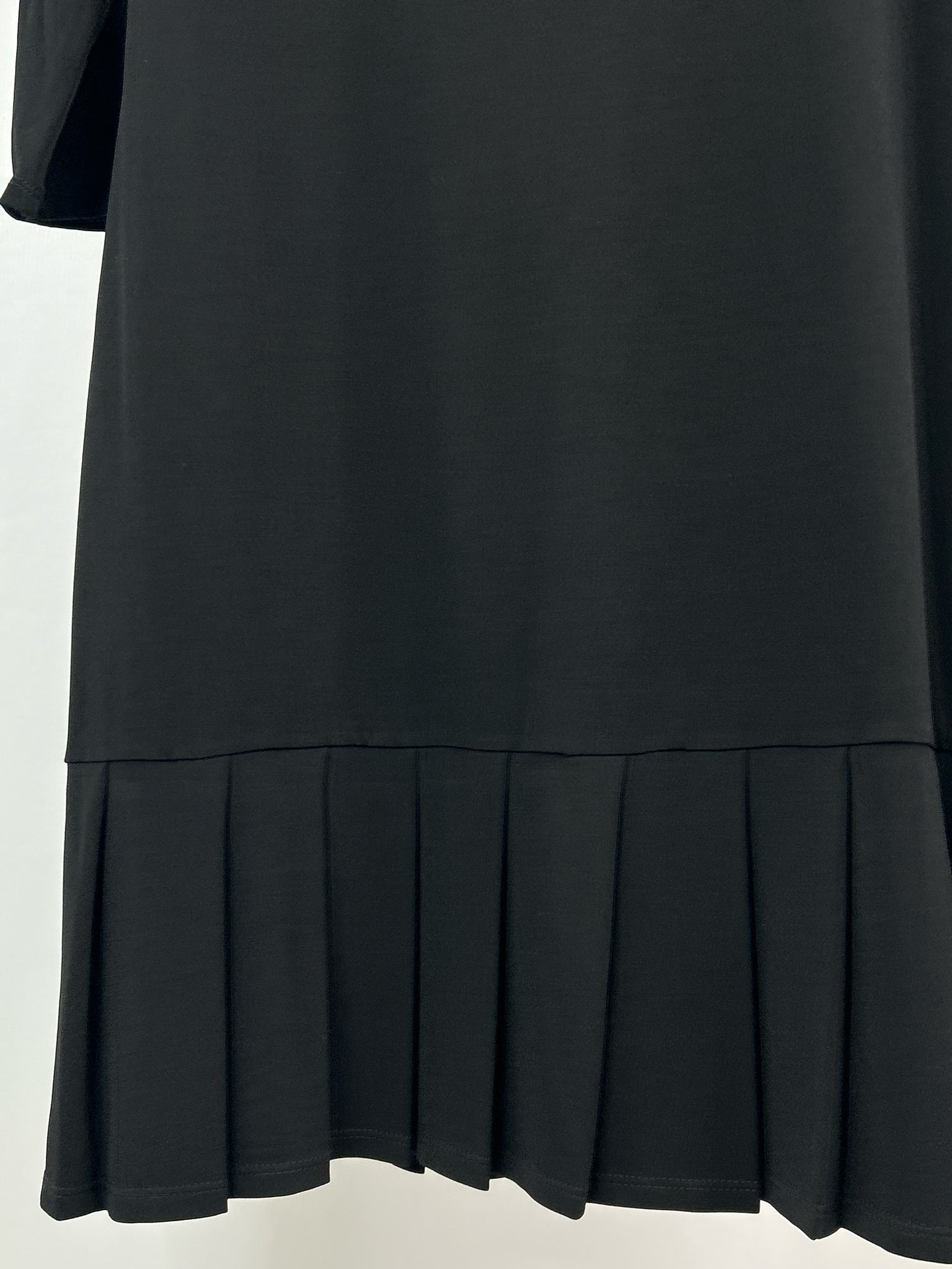 White House Black Market Size L Black Women Dress