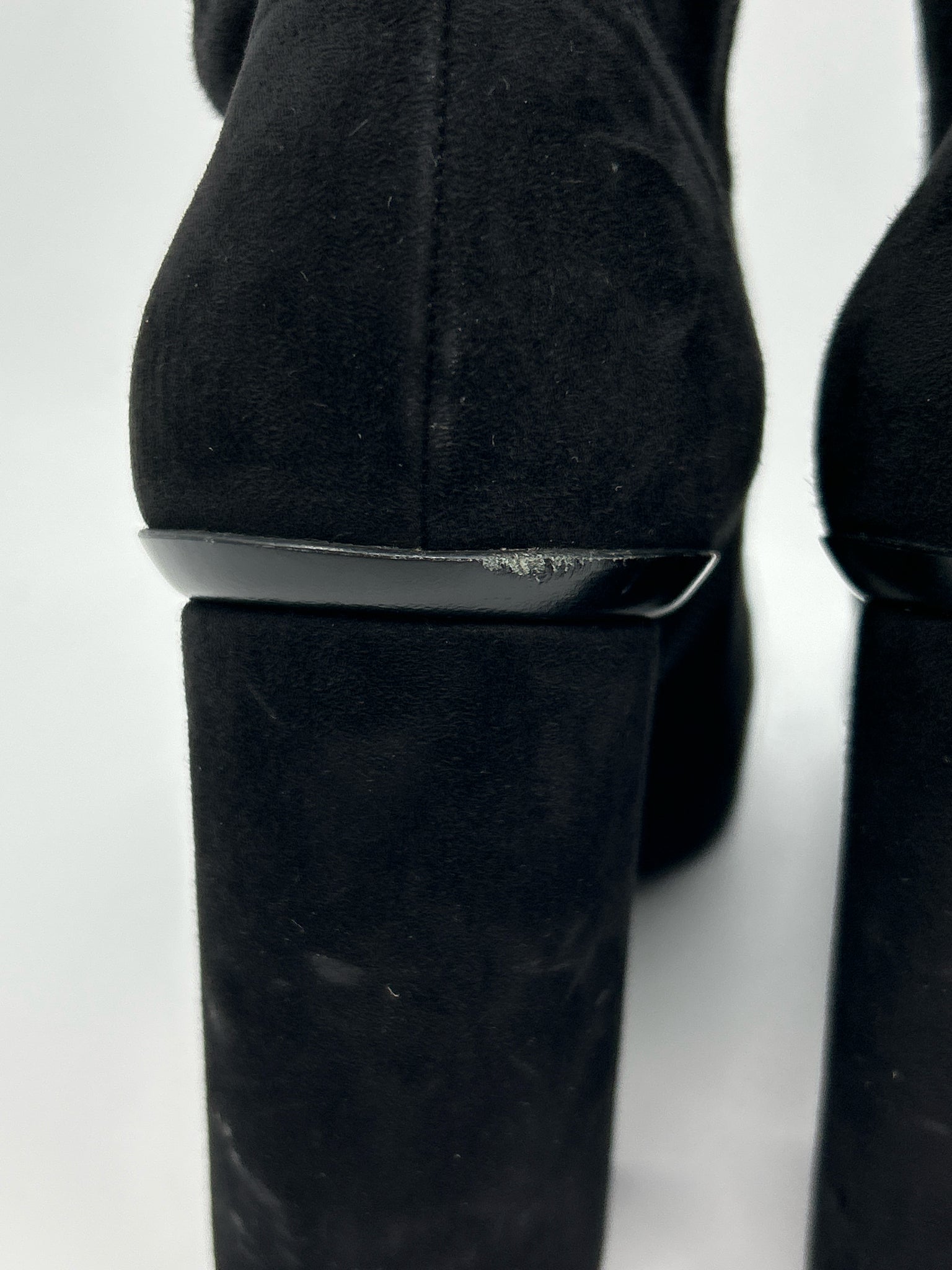 CHANEL Size 41/10 Black Women Booties