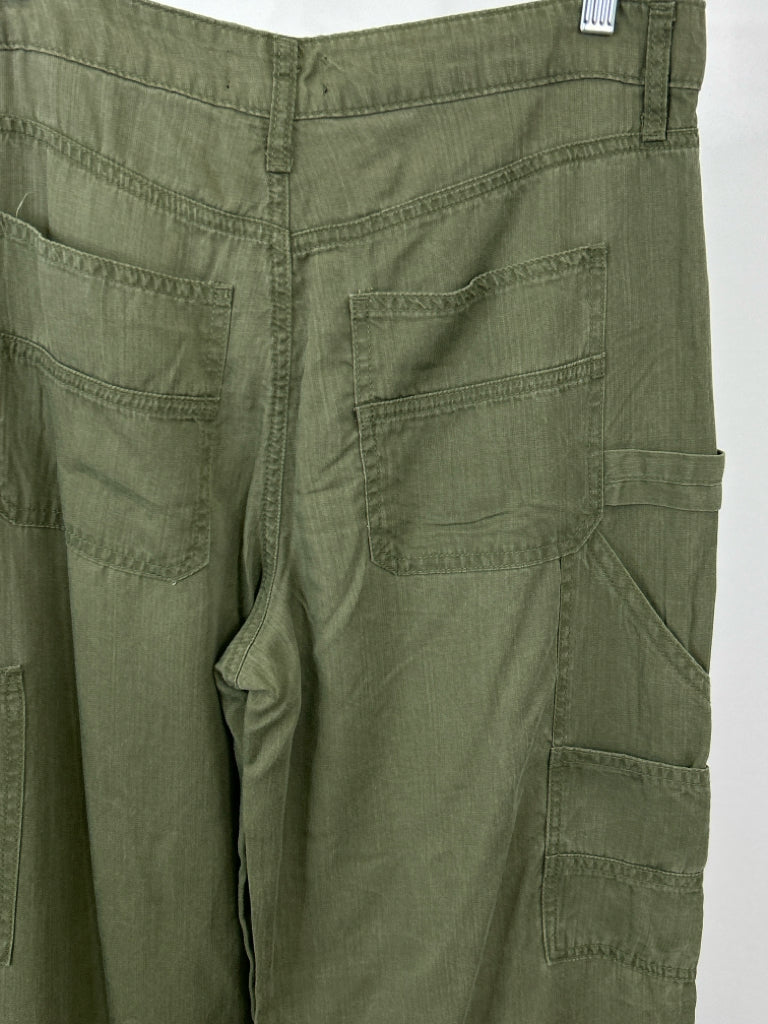 KUT Size 6 Olive Evereve Pants NWT