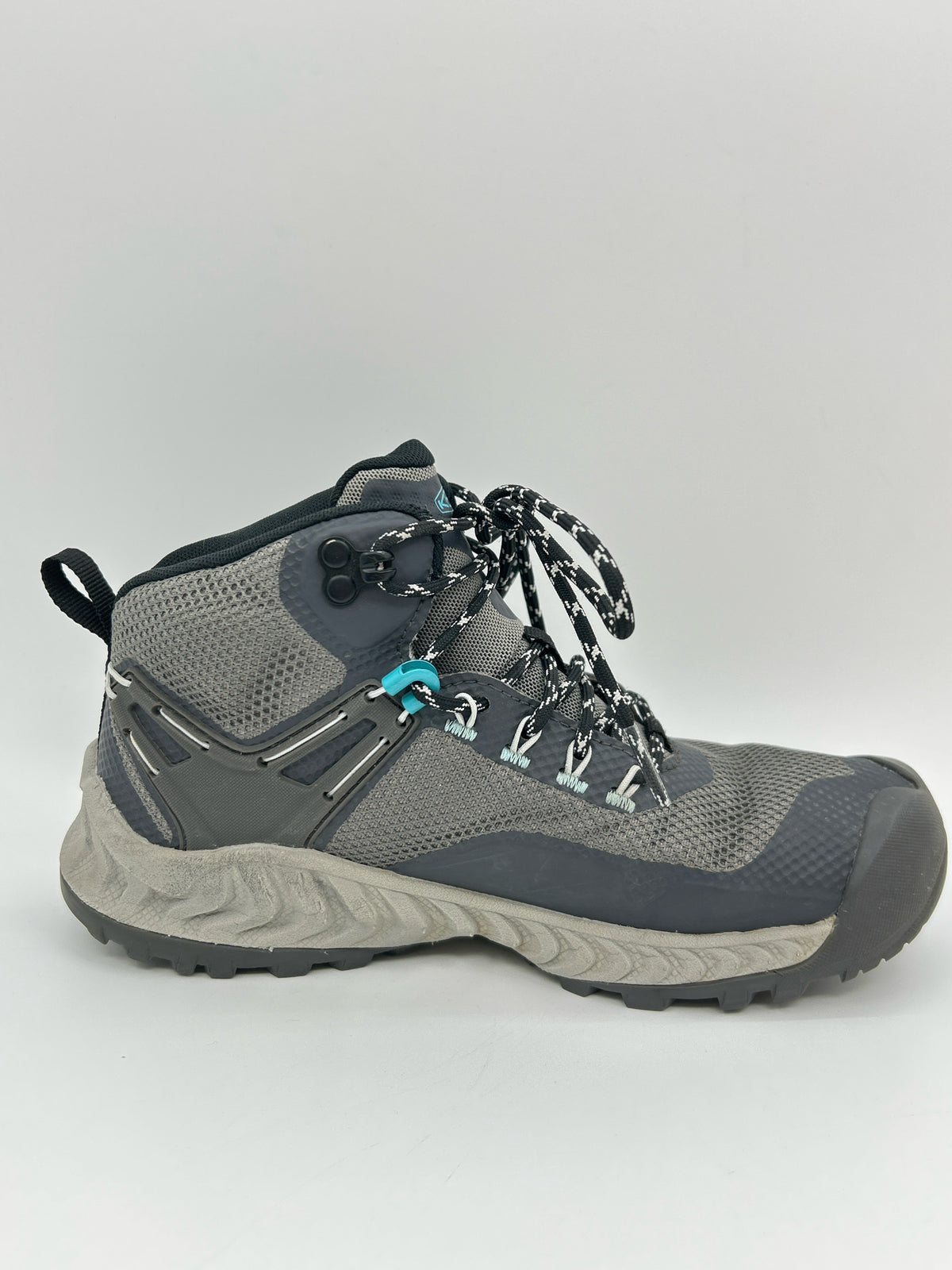 KEEN Size 6 Gray Women Boots