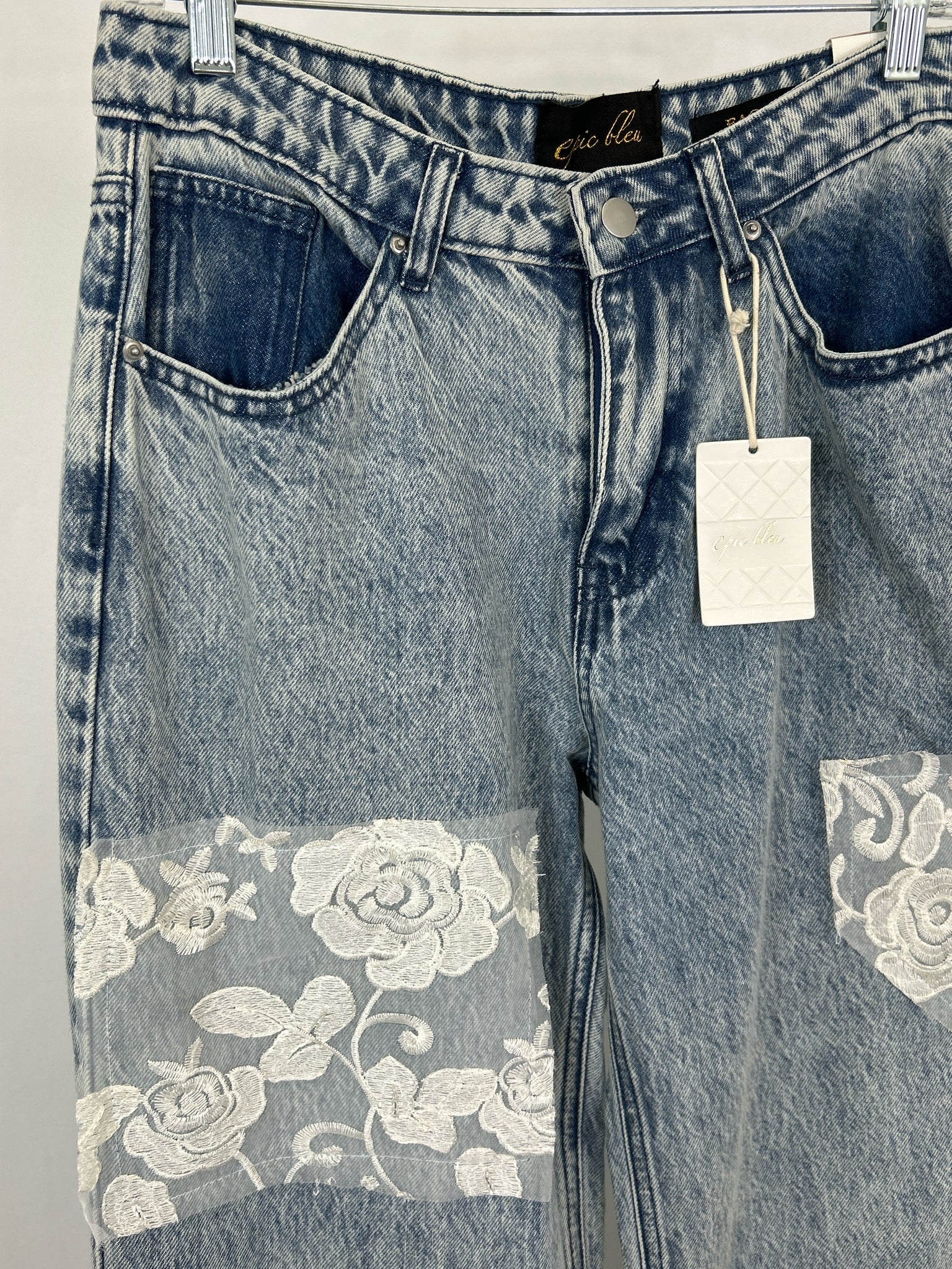EPIC BLEU NWT Size 6 BLUE DENIM Women jeans