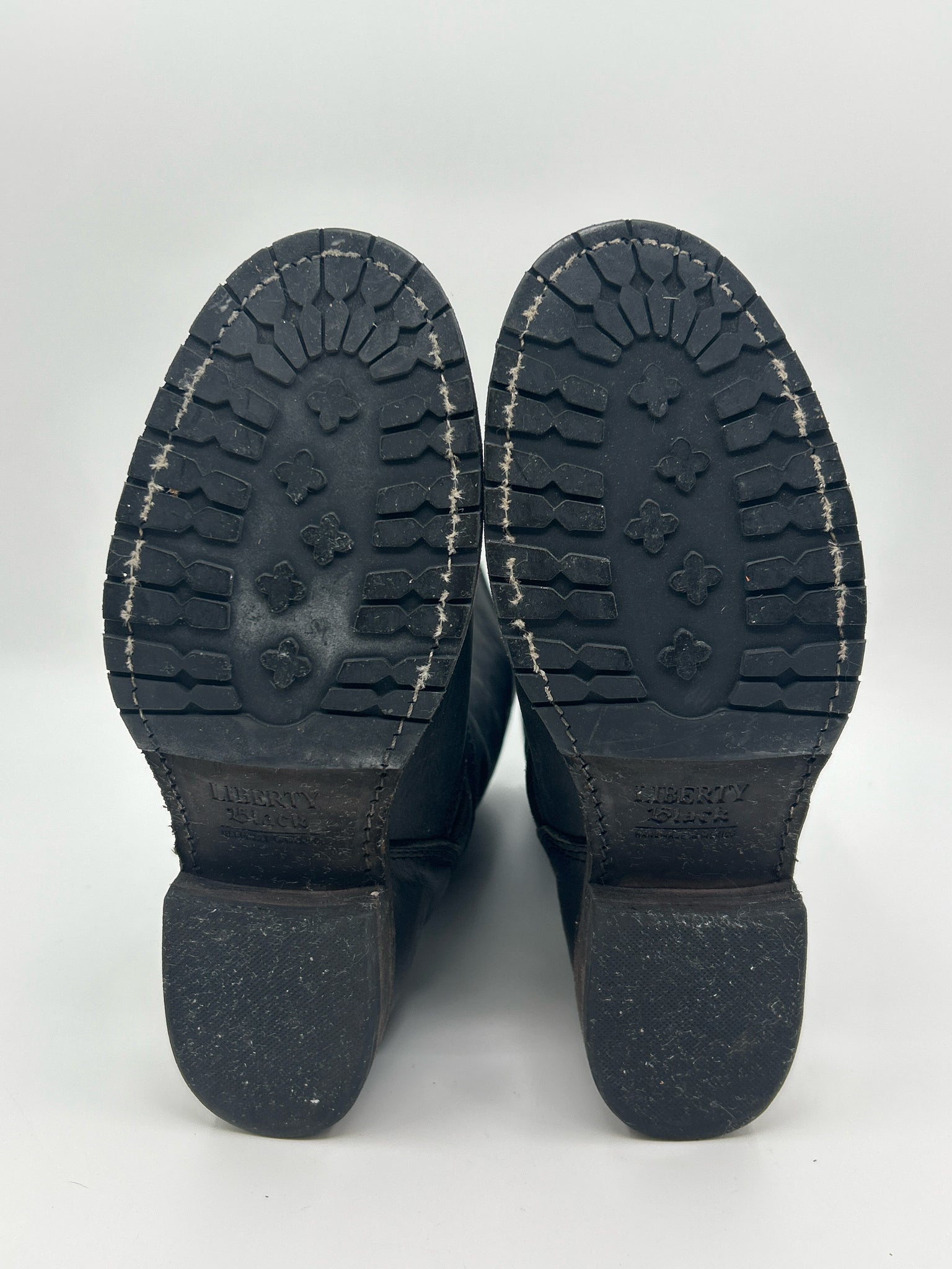 LIBERTY BLACK Size 6.5 Black Women Boots