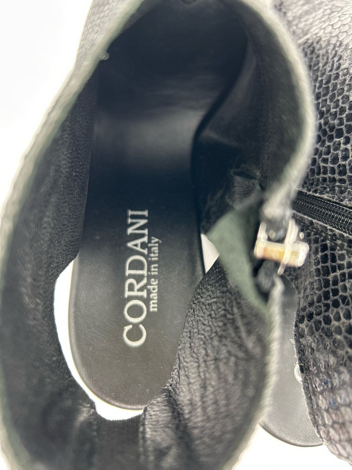 CORDANI Size 40 Black Women Booties