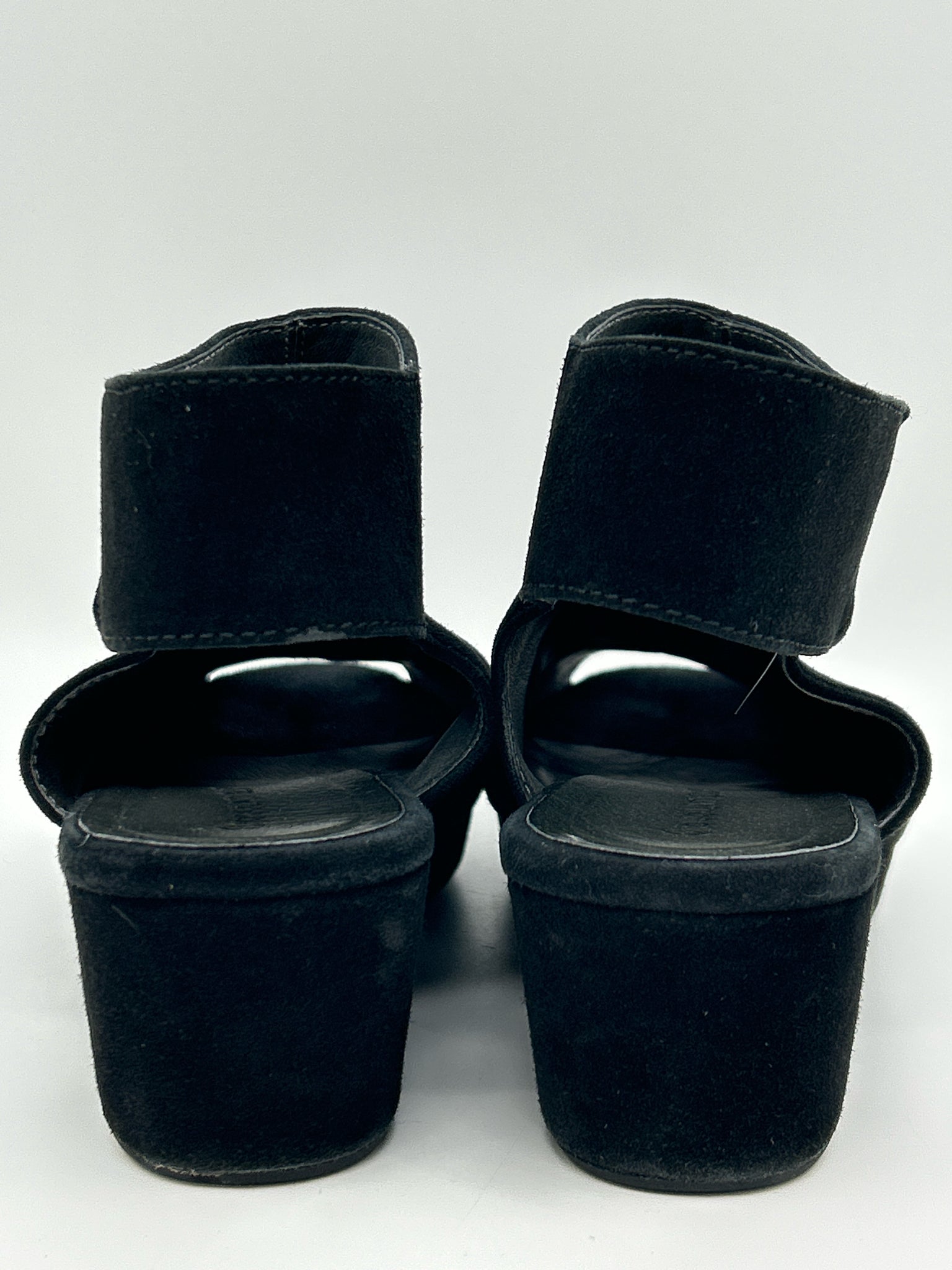 CHOCOLAT BLU Size 8 Black Women's Sandal