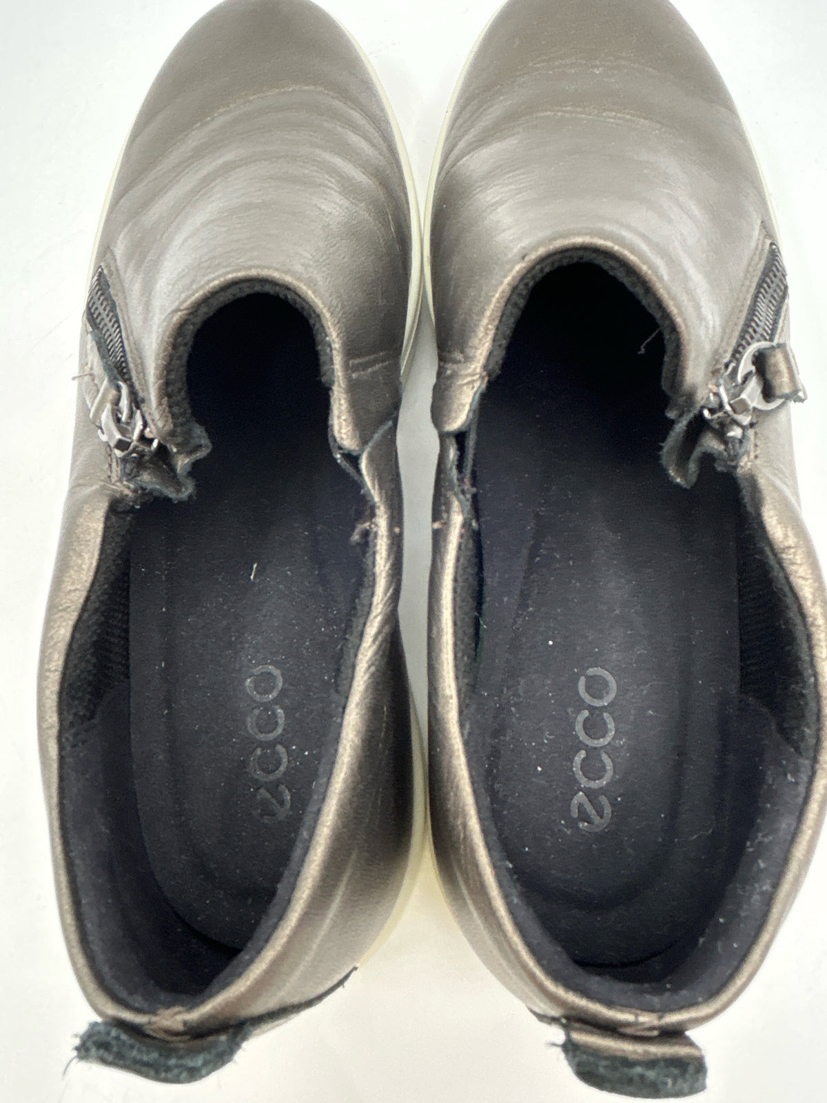 ECCO Size 9 BRONZE Women Sneakers