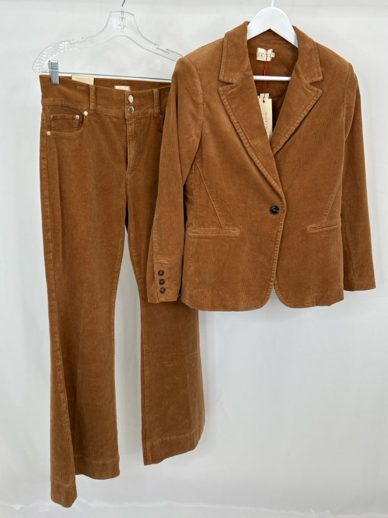 ALICE + OLIVIA NWT Women Size M Caramel 2-Piece Blazer & Pants Set