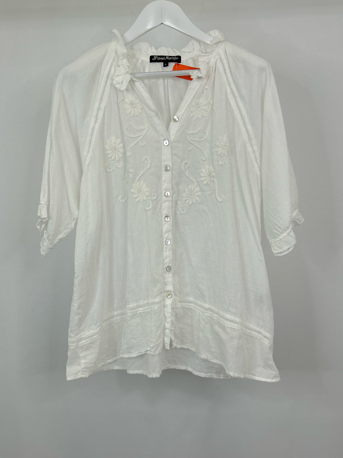 JP AND MATTIE Size L White Women Blouse