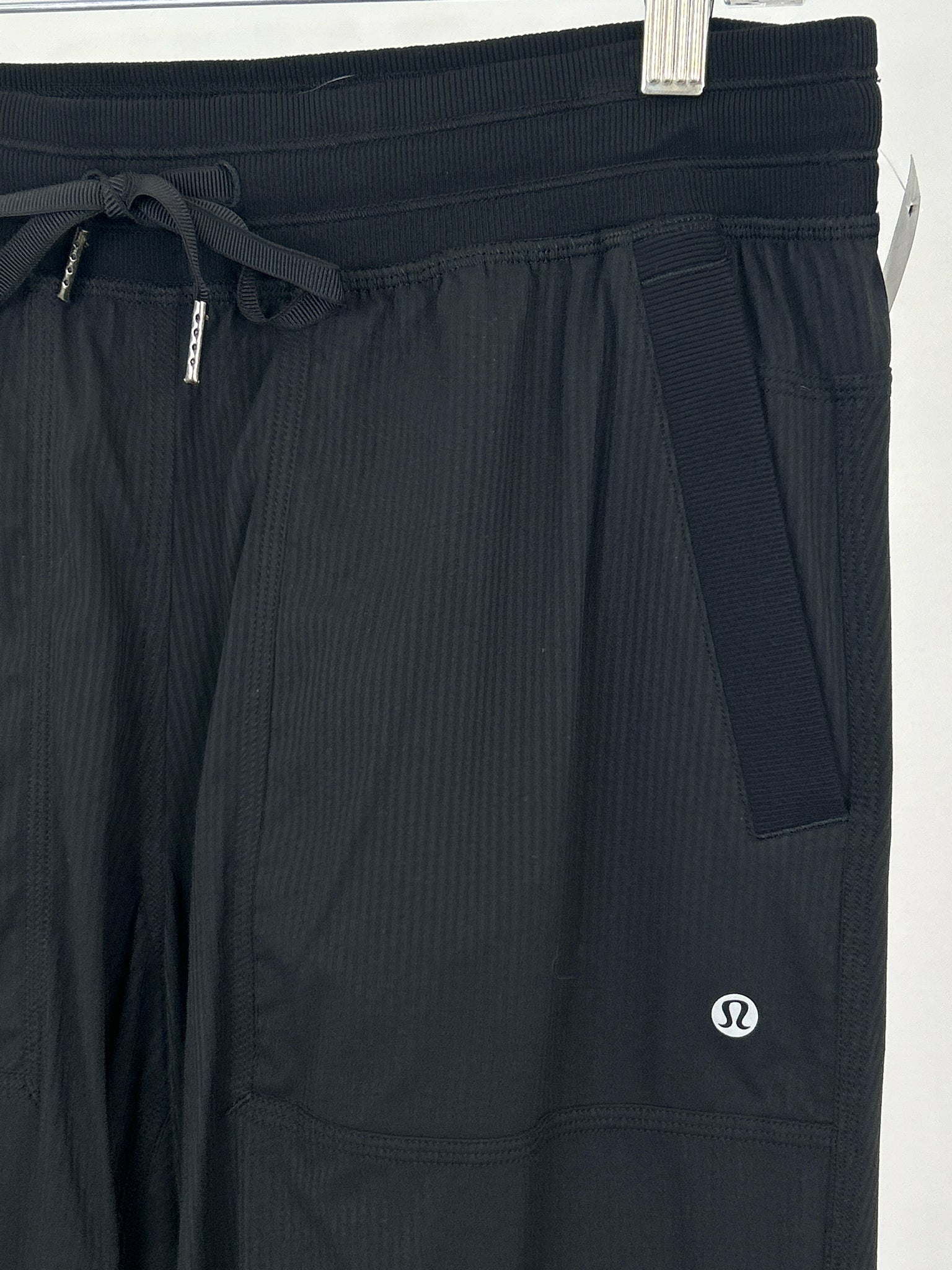 LULULEMON Size M Black Women Pants