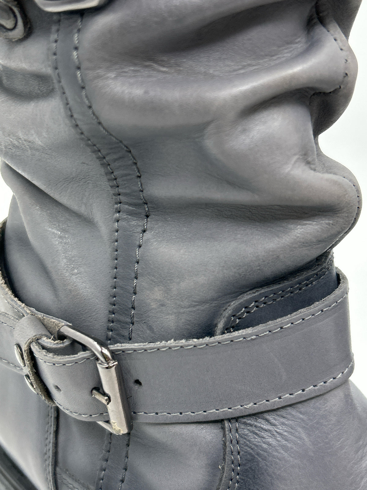 ERIC MICHAEL Size 39/9 Grey Women Boots