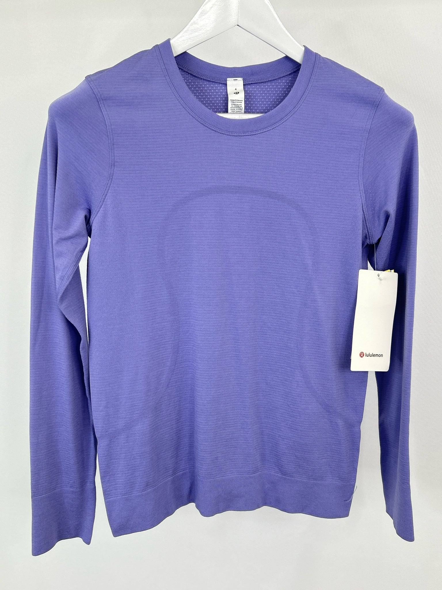 LULULEMON Size 4 Lavender Women Workout Swiftly Relaxed Top NWT