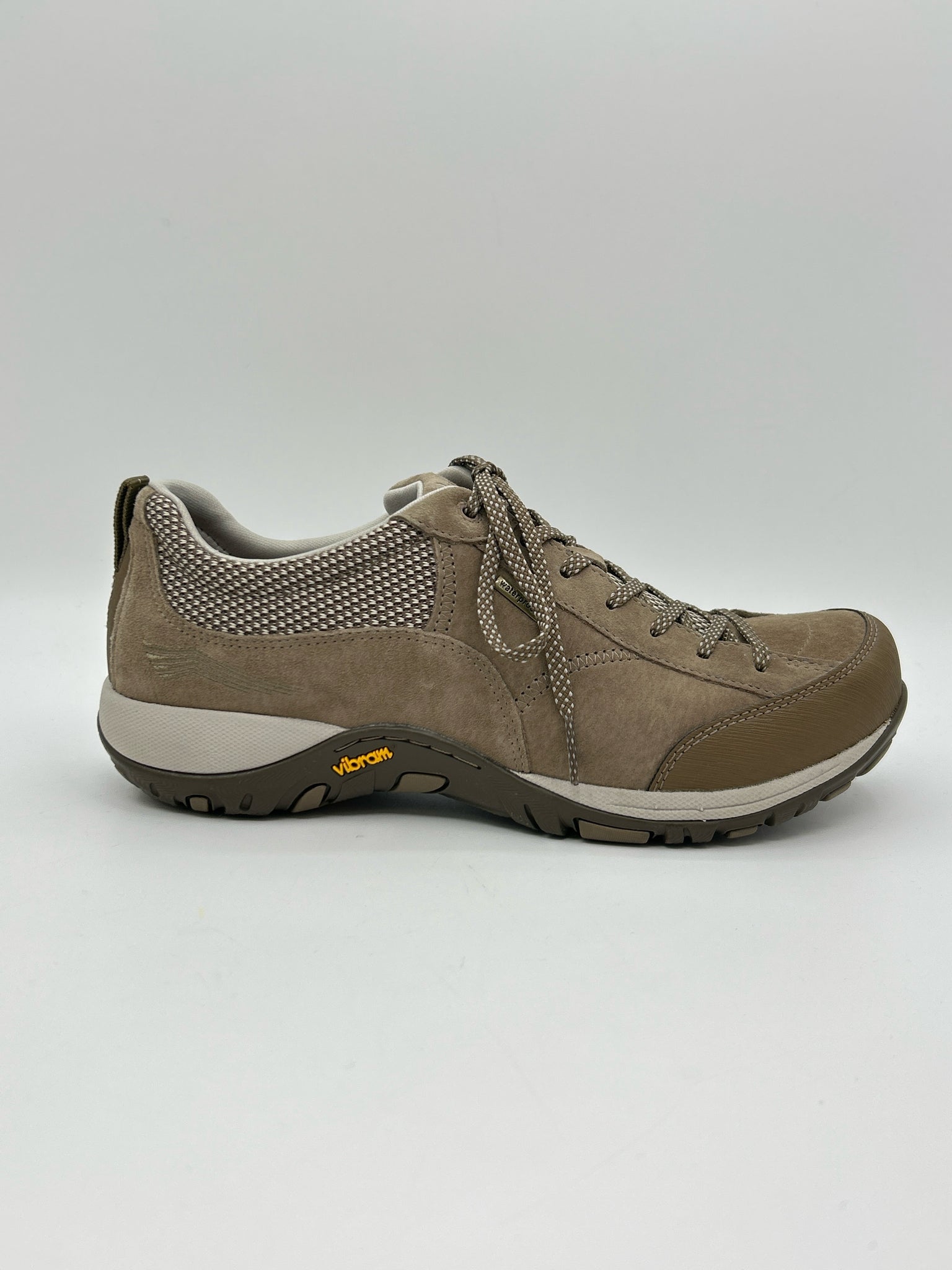 DANSKO Size 40 Taupe Women Sneakers