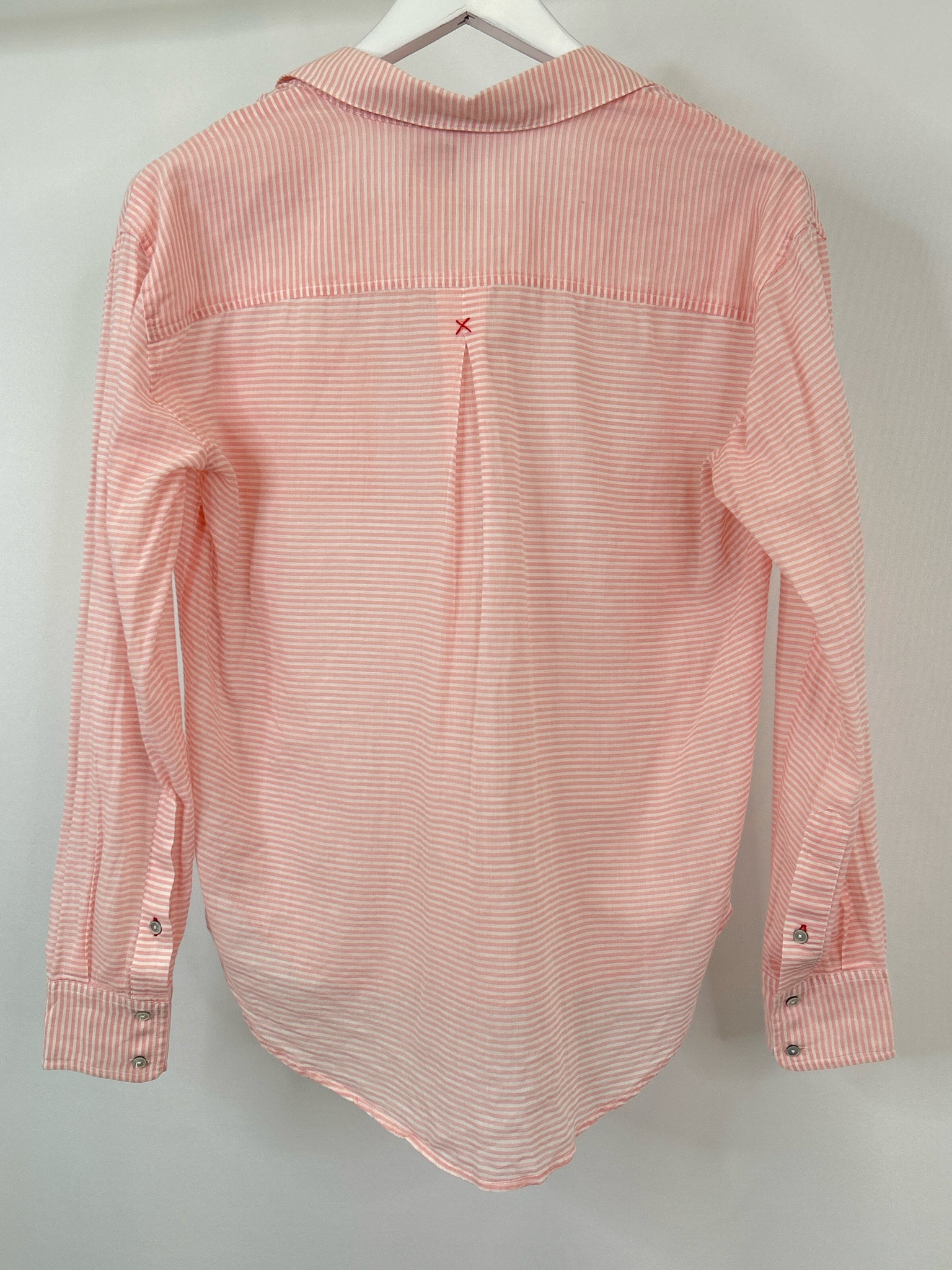 ELIZABETH AND JAMES Size S Pink & White Women Top