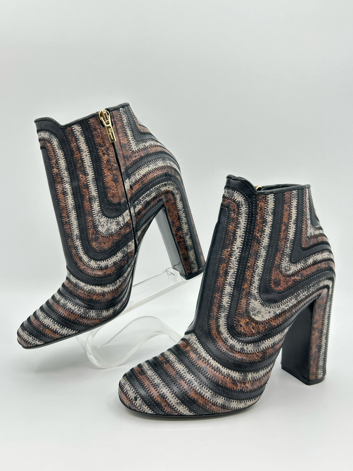 SALVATORE FERRAGAMO Size 6 BROWN & BLACK Women Booties