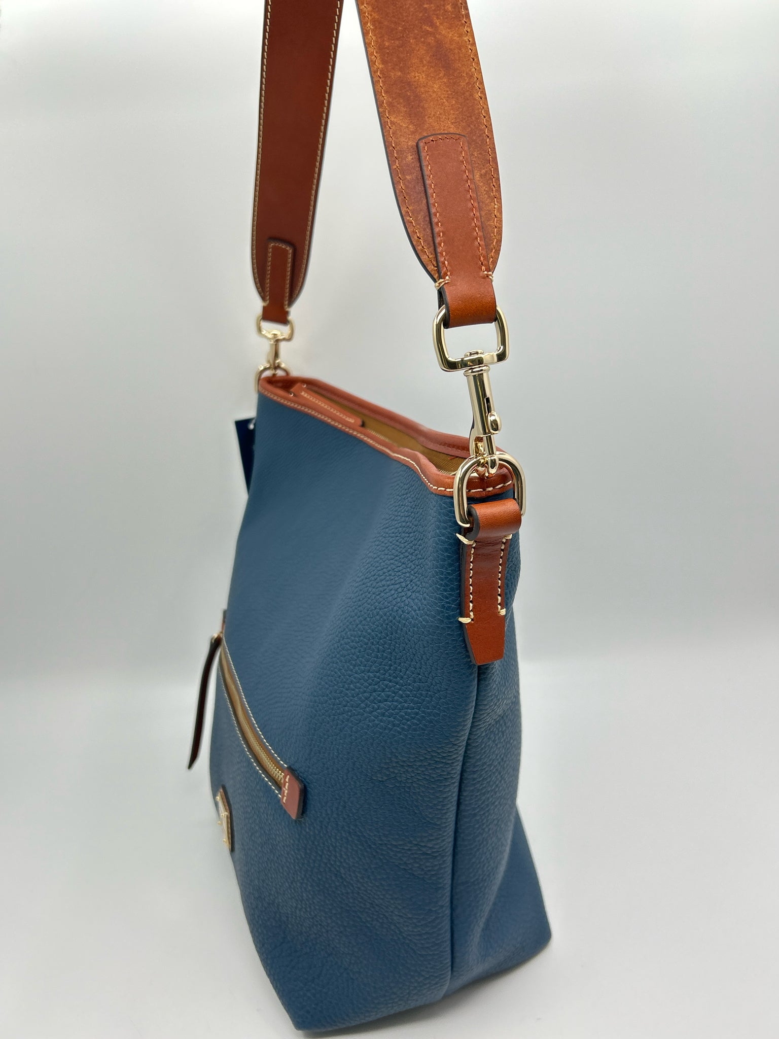 DOONEY & BOURKE Blue Women Purse NWT